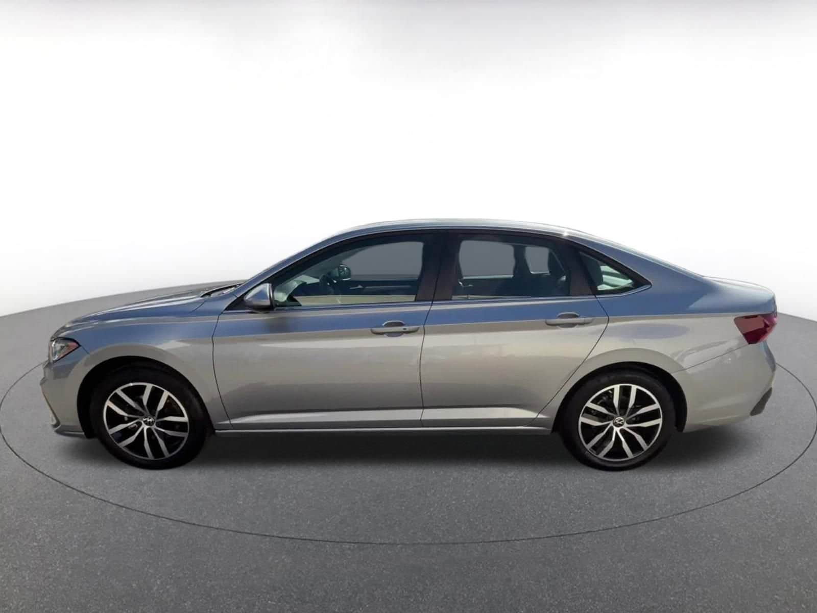 Thumbnail: 2025 Volkswagen Jetta - 9