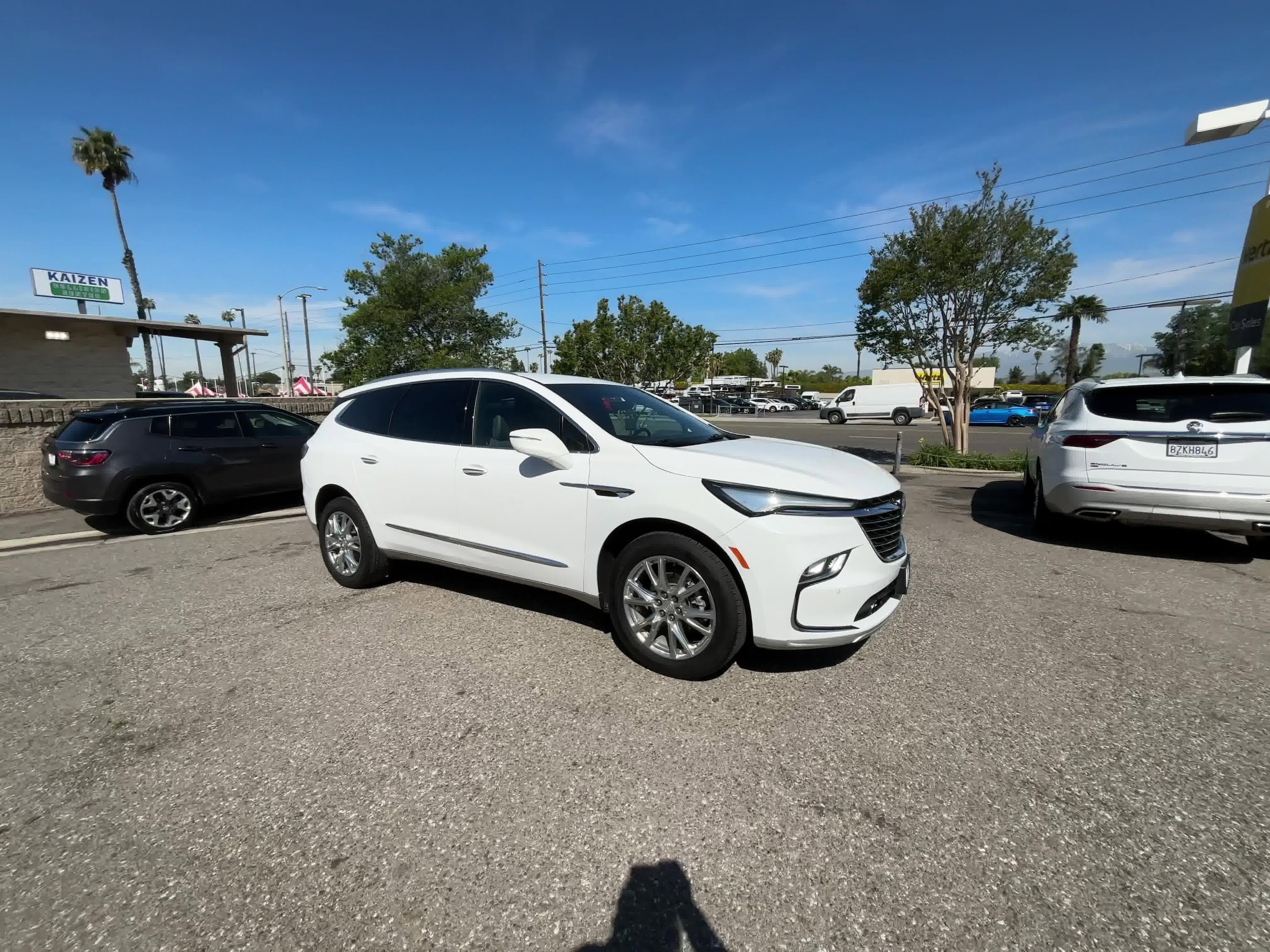 2022 Buick Enclave Premium 2