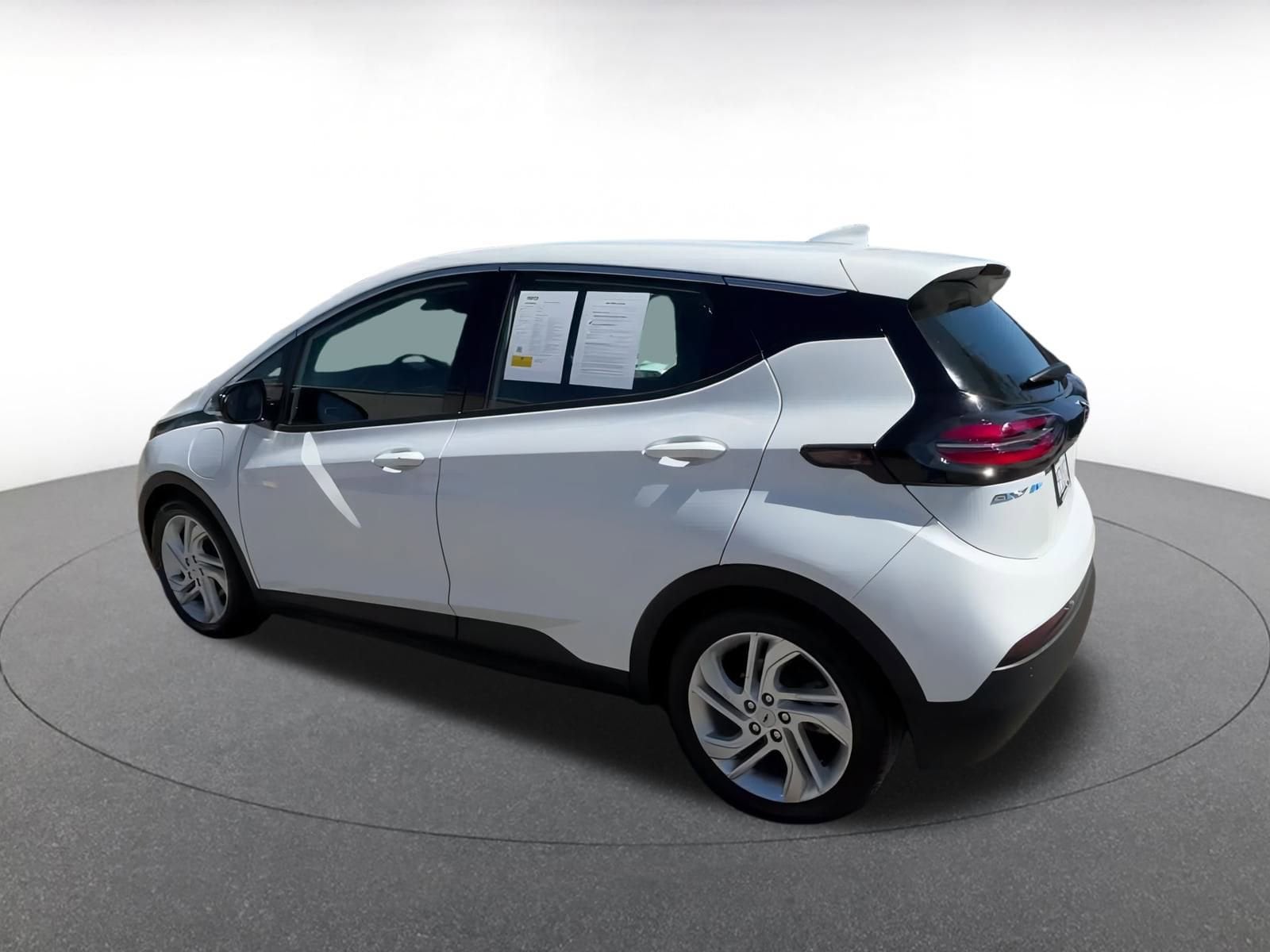 Thumbnail: 2023 Chevrolet Bolt EV - 10
