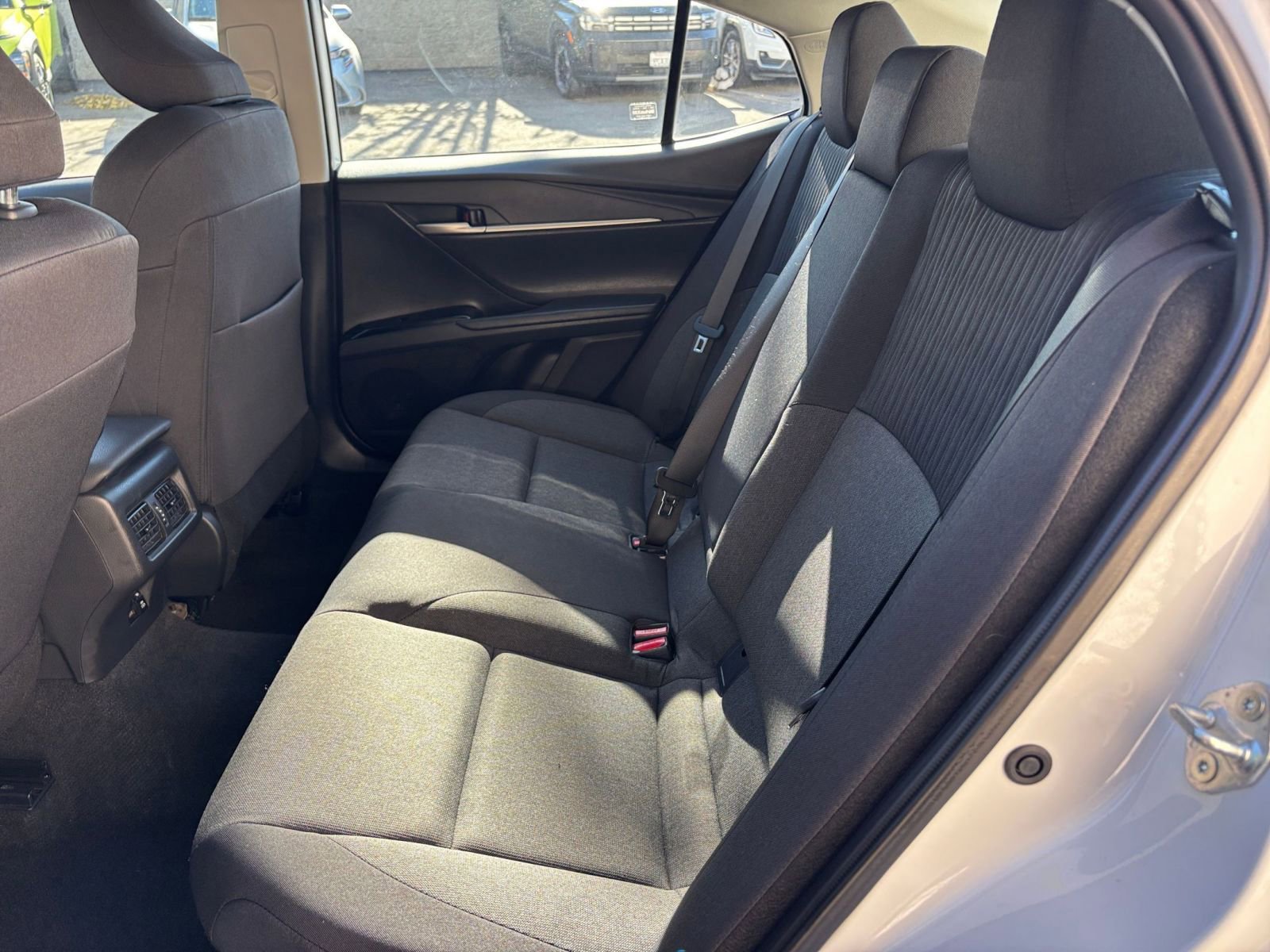 Thumbnail: 2025 Toyota Camry - 25