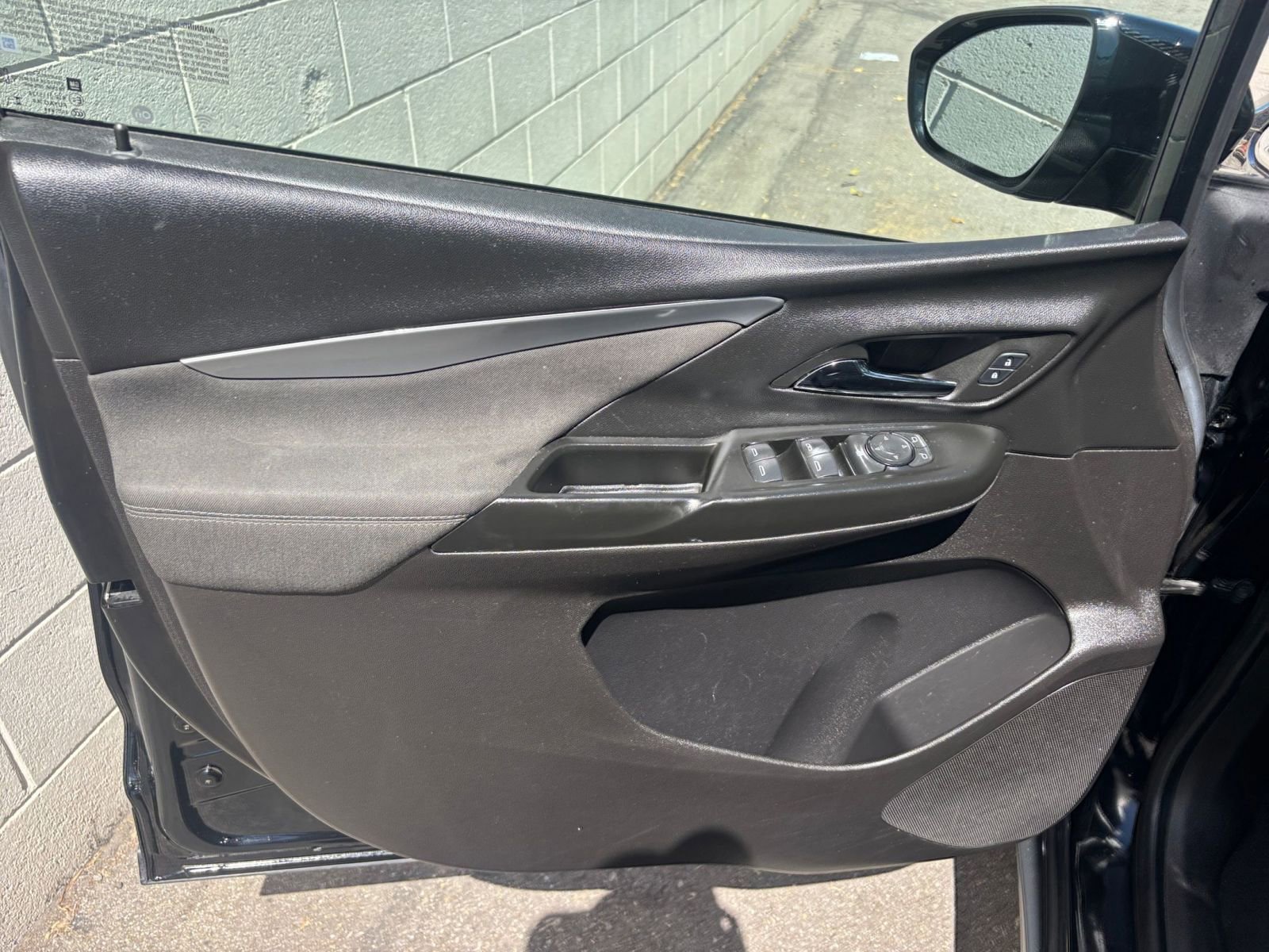 Thumbnail: 2023 Chevrolet Bolt EV - 24