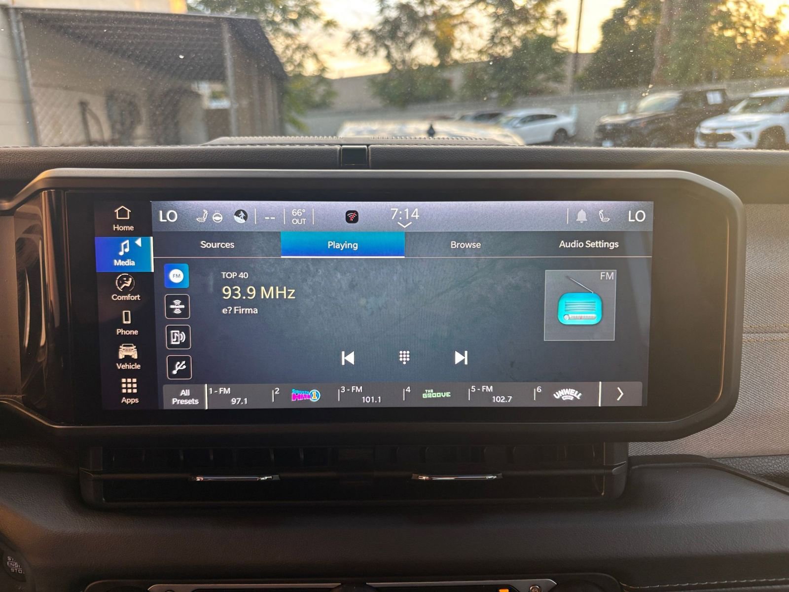 Thumbnail: 2025 Jeep Wrangler - 21