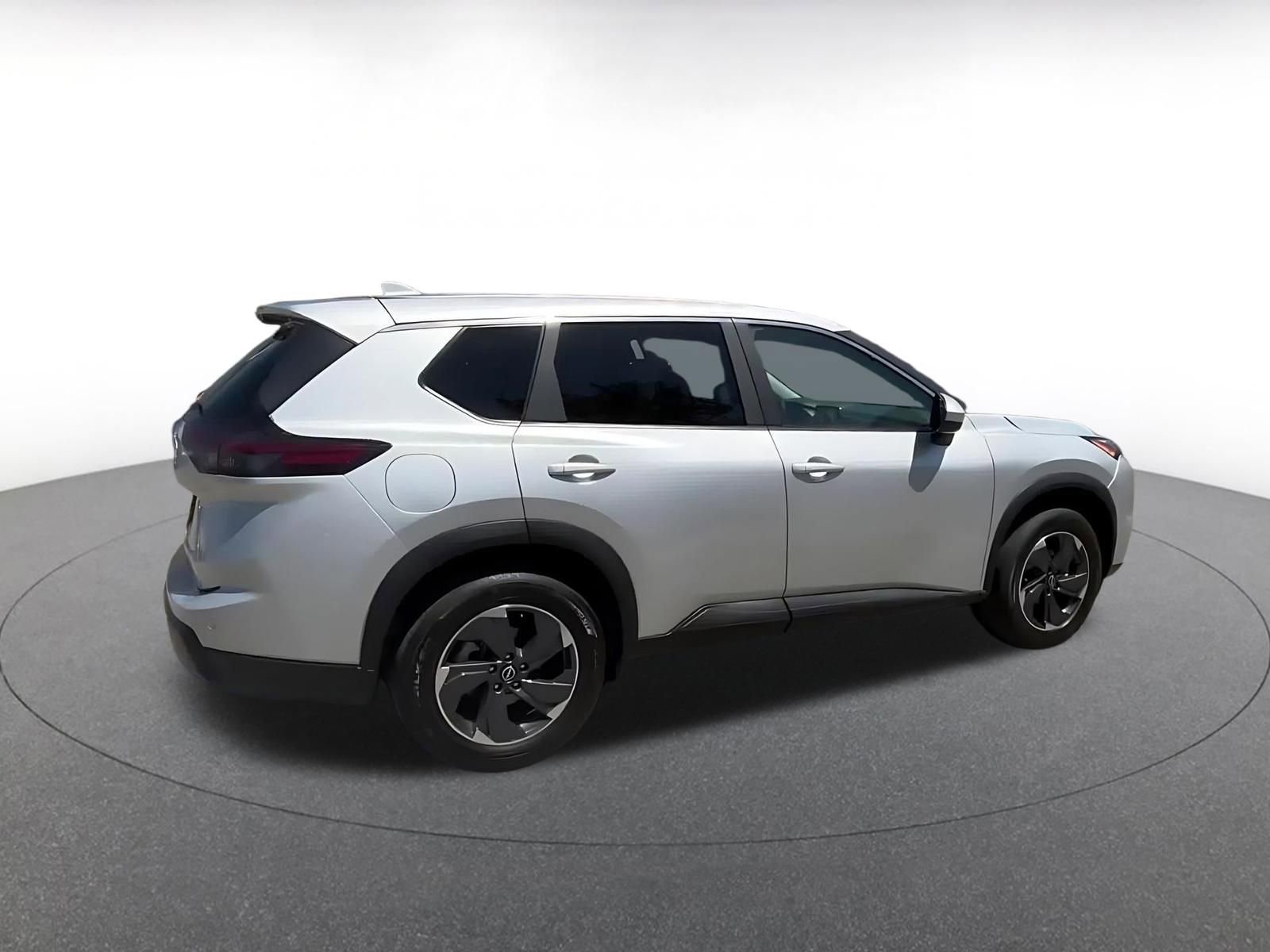 Thumbnail: 2025 Nissan Rogue - 15