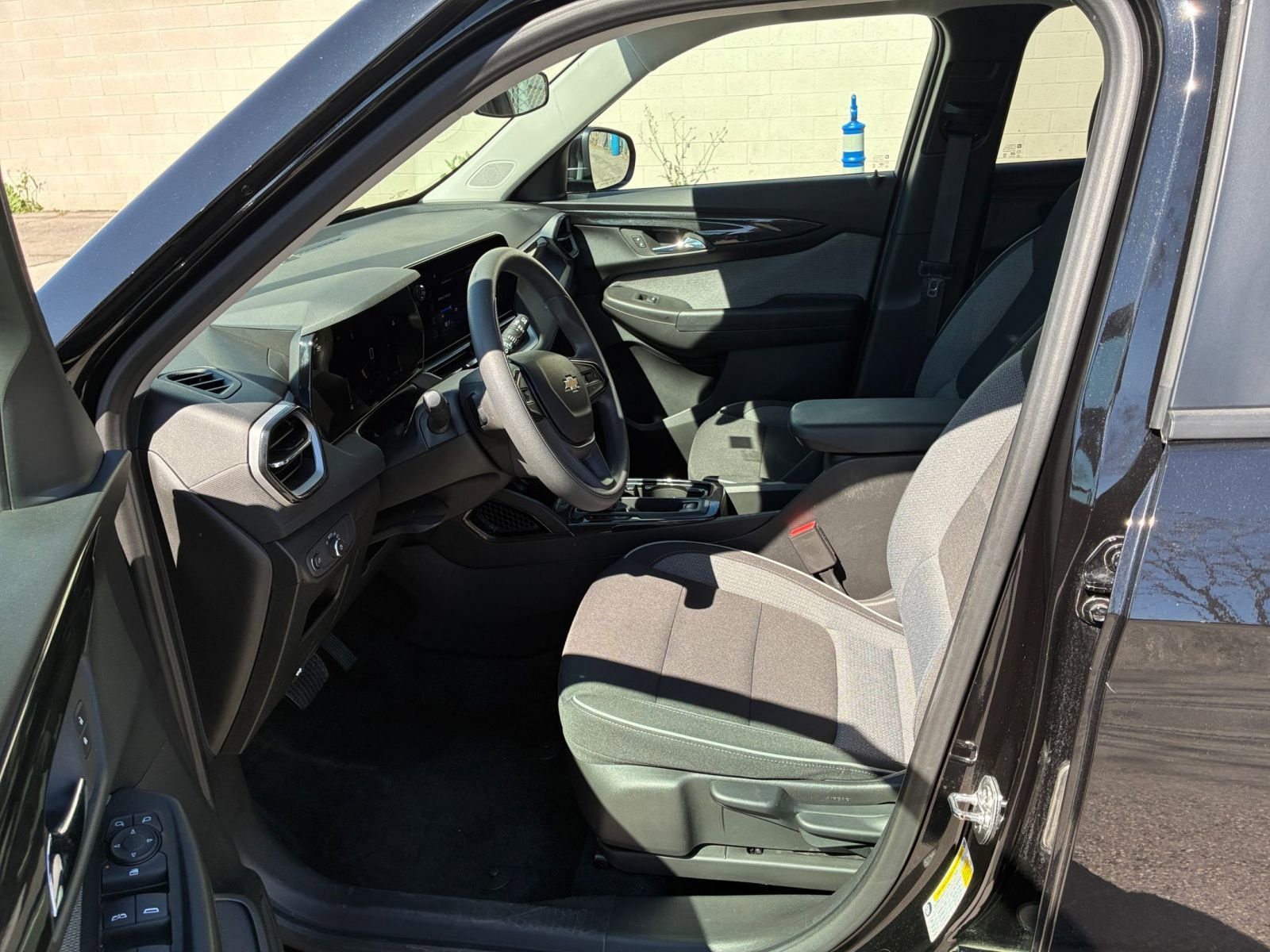 Thumbnail: 2025 Chevrolet TrailBlazer - 25