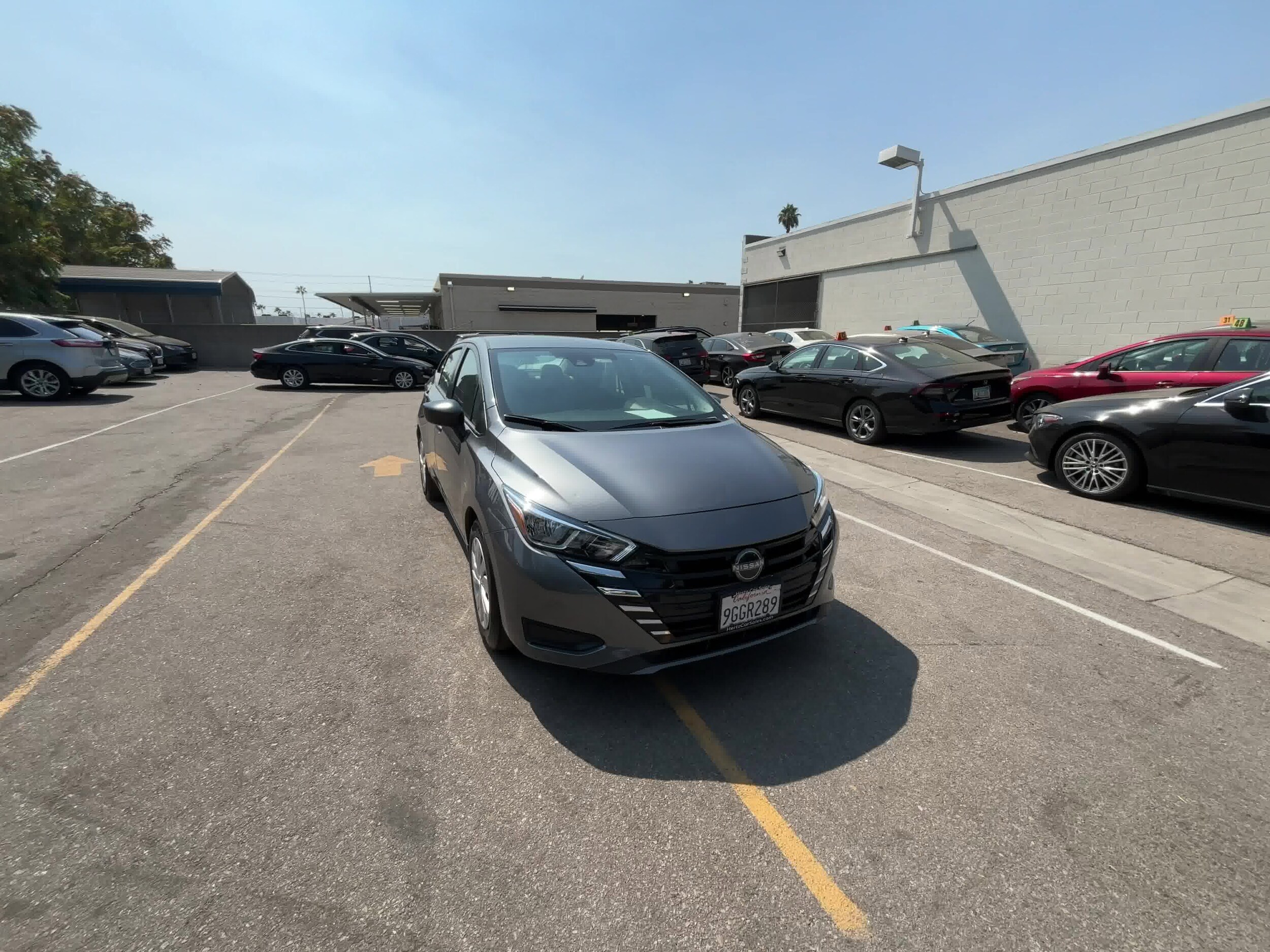 2023 Nissan Versa S 7