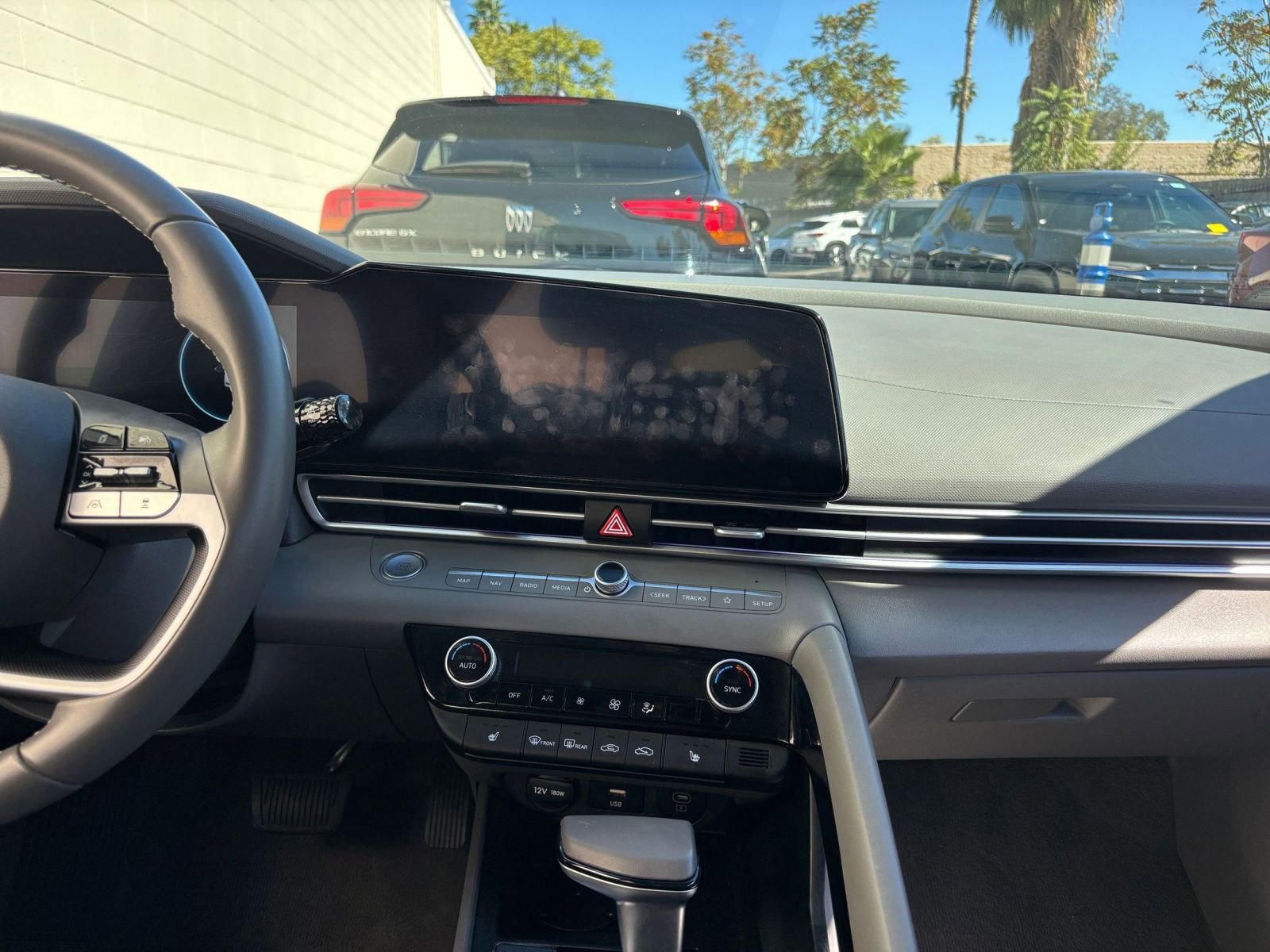 Thumbnail: 2025 Hyundai Elantra - 18