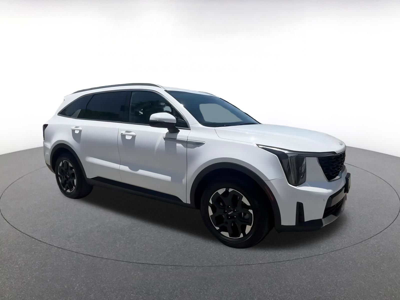 Thumbnail: 2024 Kia Sorento - 2
