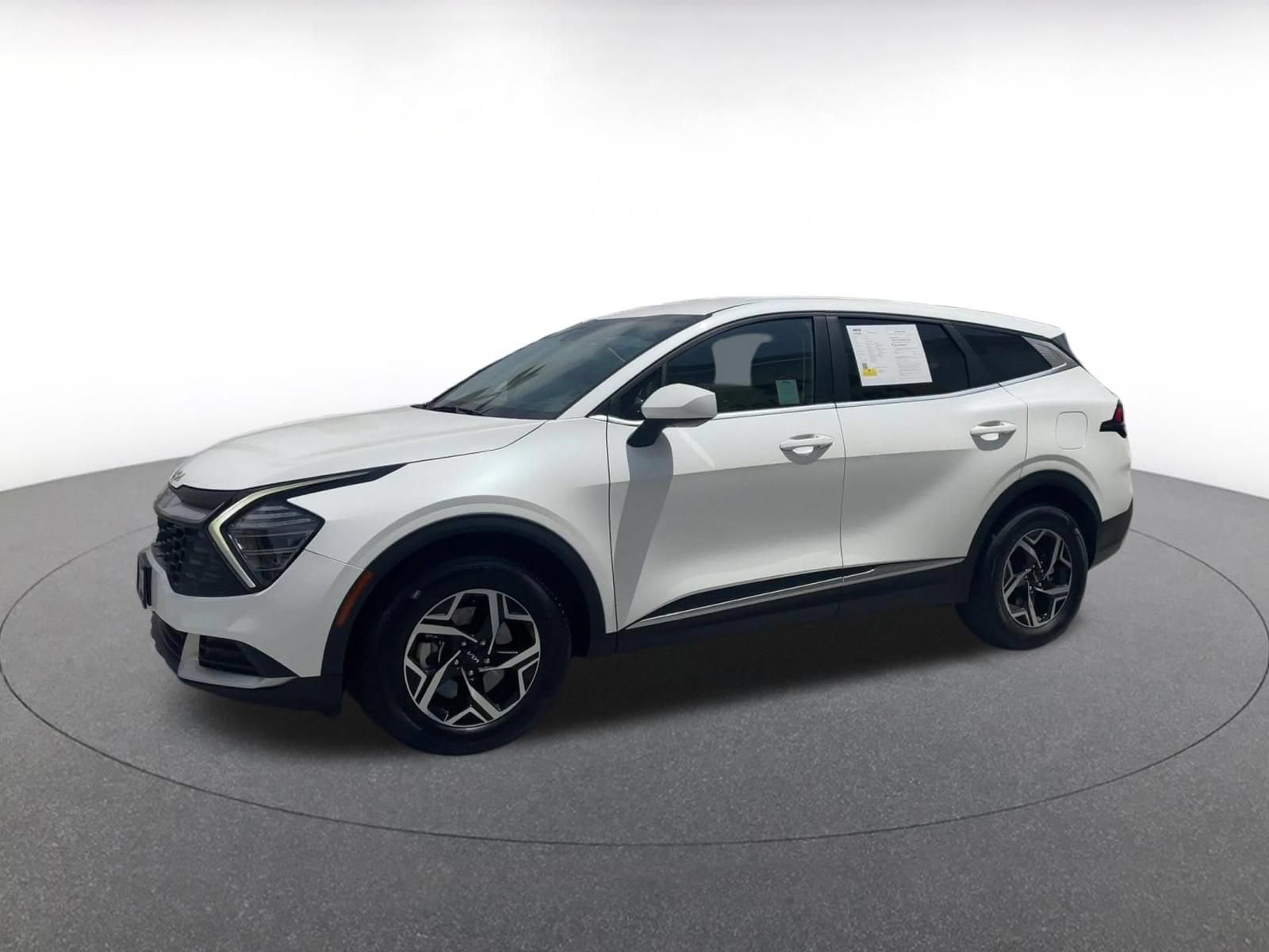 Thumbnail: 2025 Kia Sportage - 8