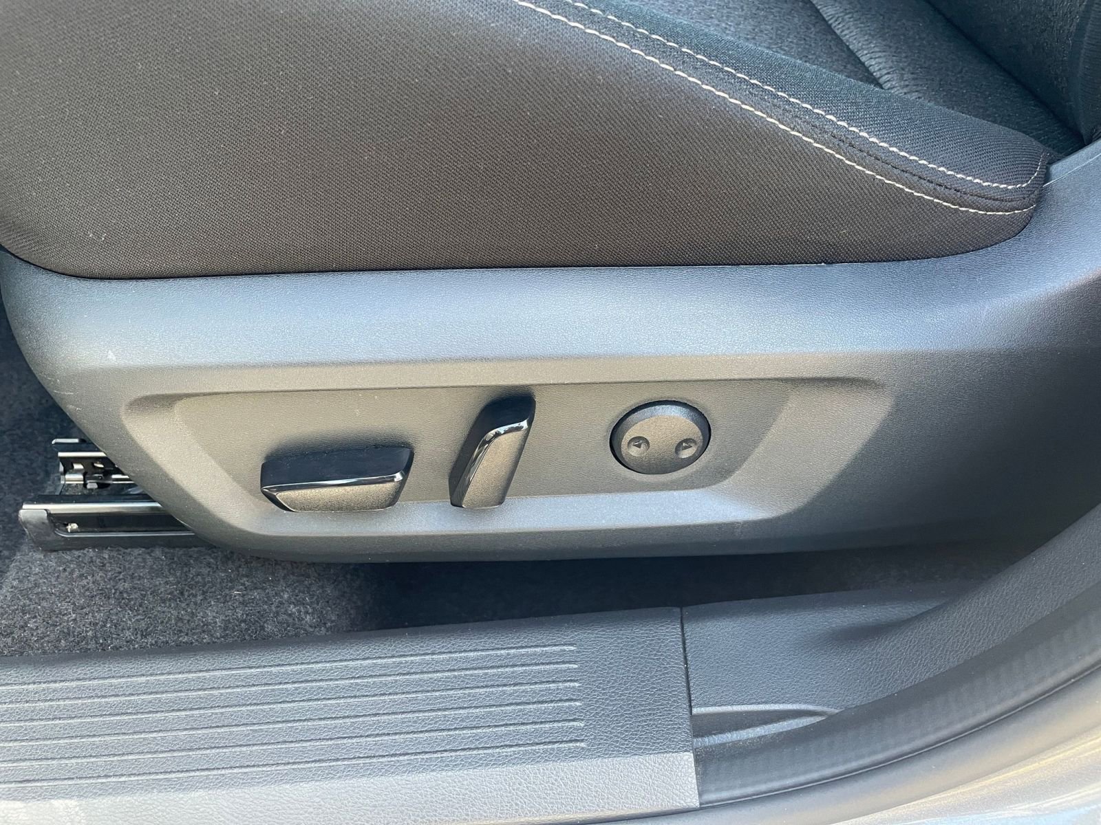 Thumbnail: 2025 Nissan Rogue - 22