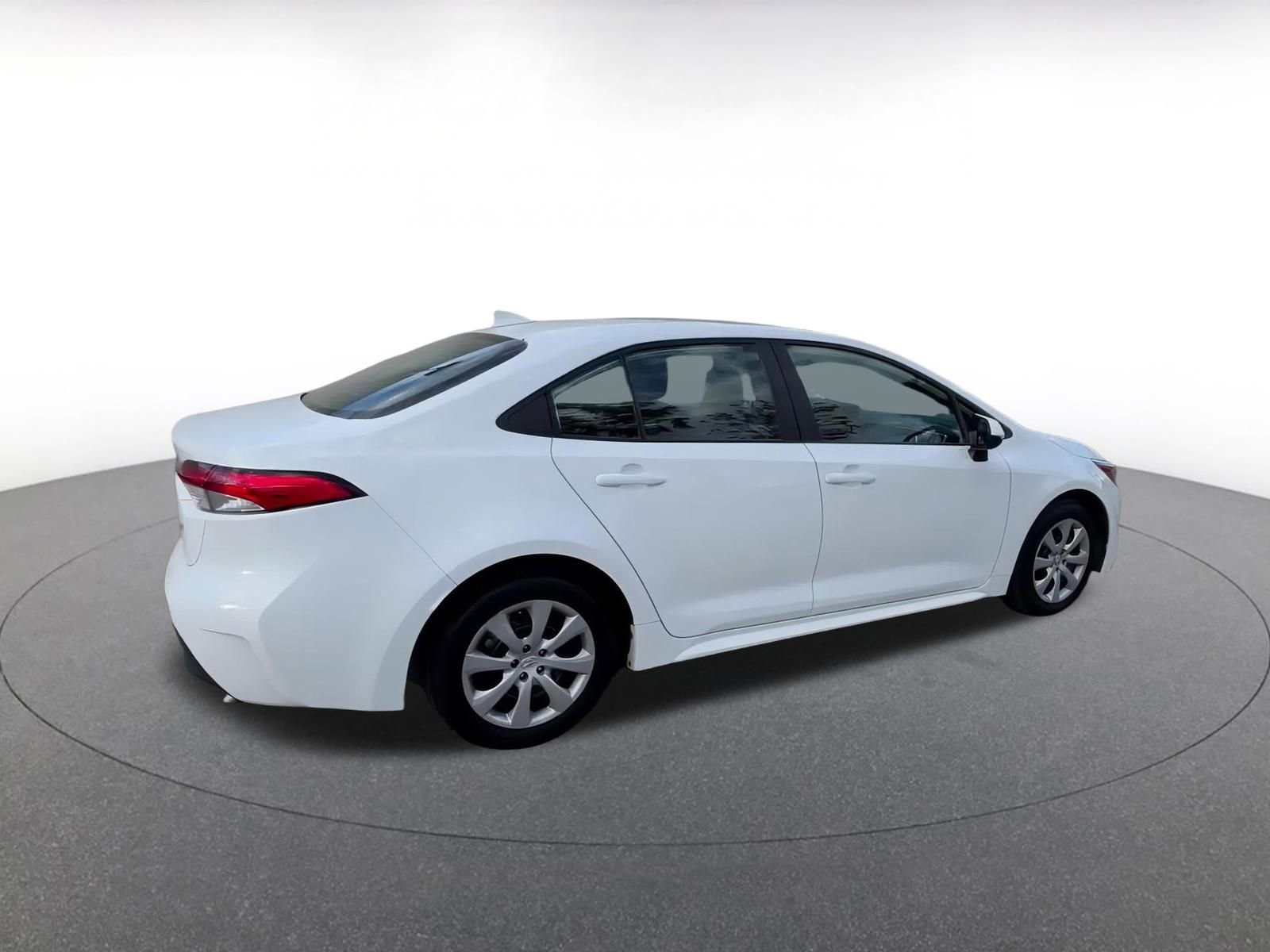 Thumbnail: 2025 Toyota Corolla - 14