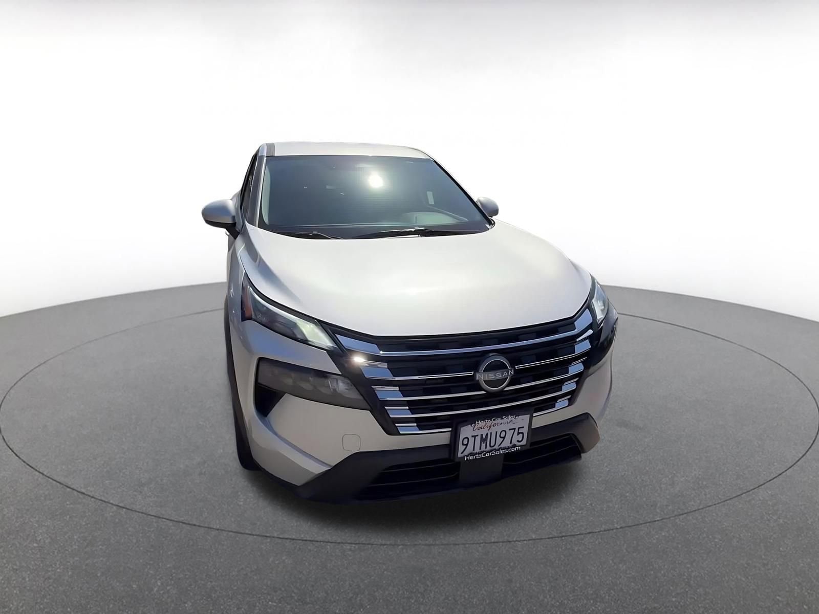 Thumbnail: 2025 Nissan Rogue - 3