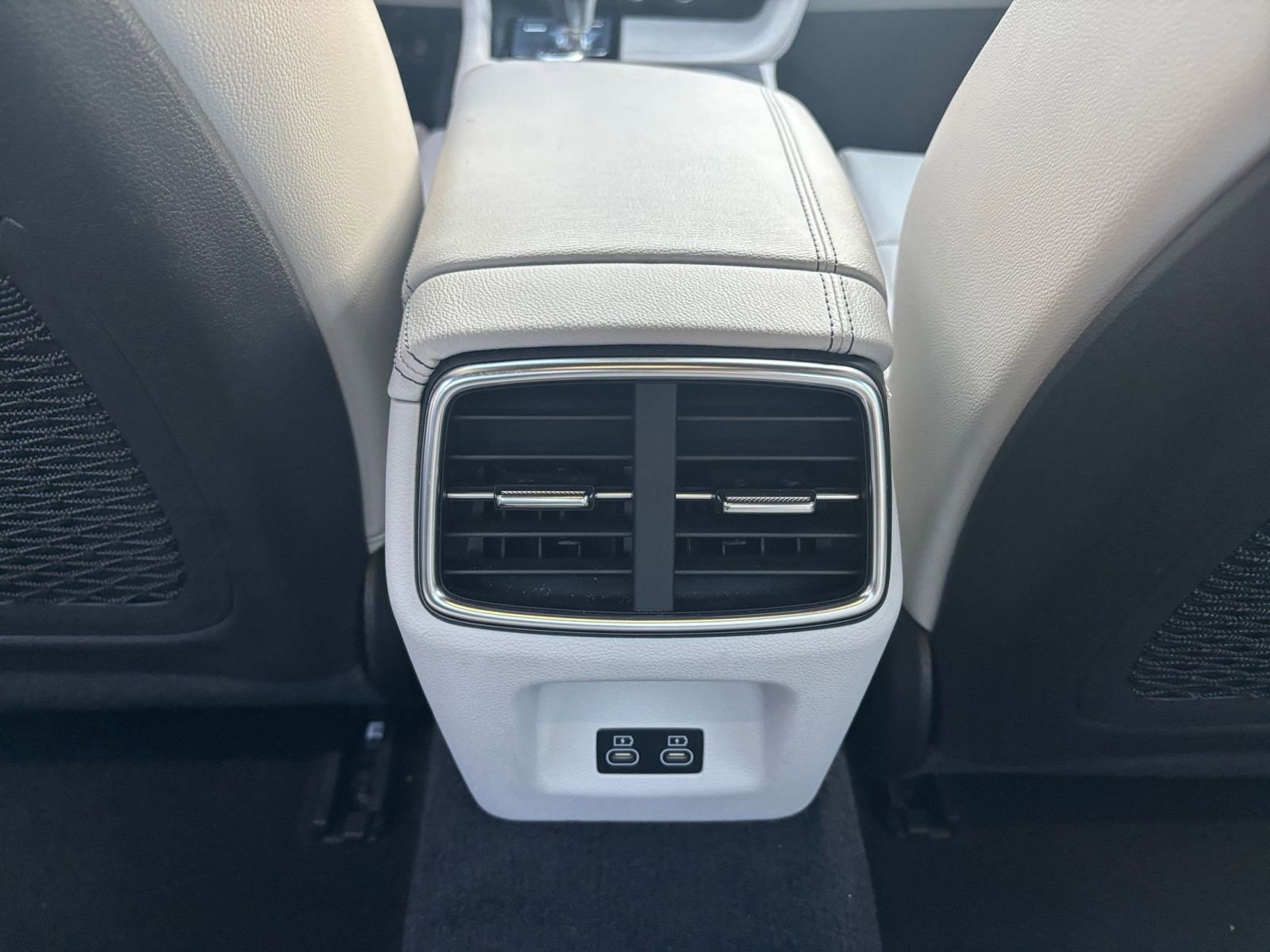 Thumbnail: 2025 Genesis G70 - 24