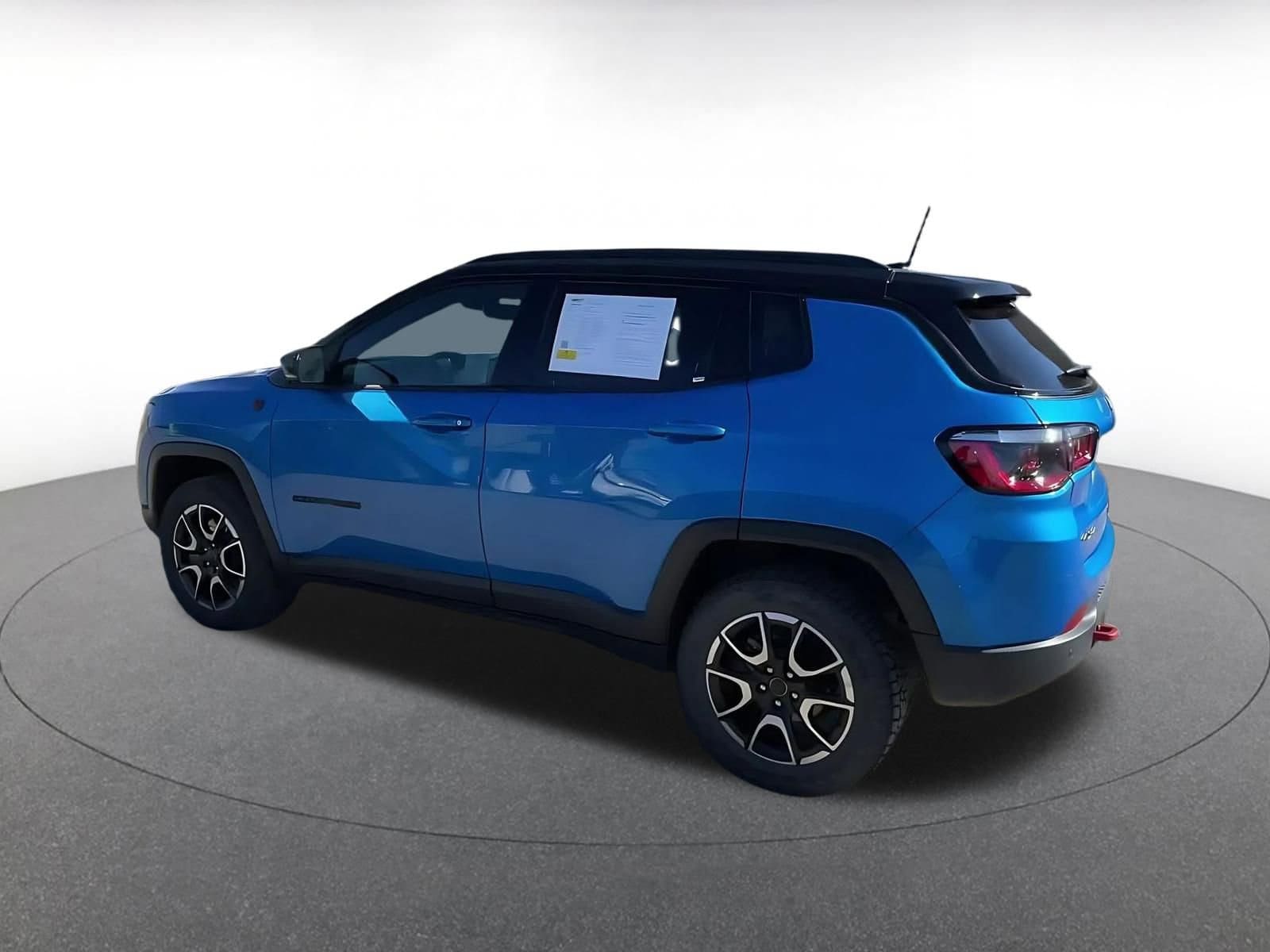 Thumbnail: 2025 Jeep Compass - 9