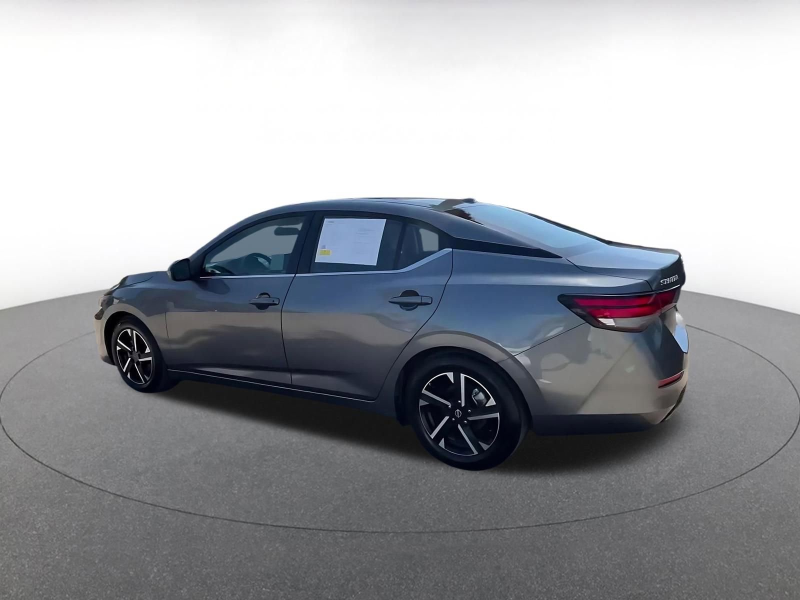 Thumbnail: 2025 Nissan Sentra - 10