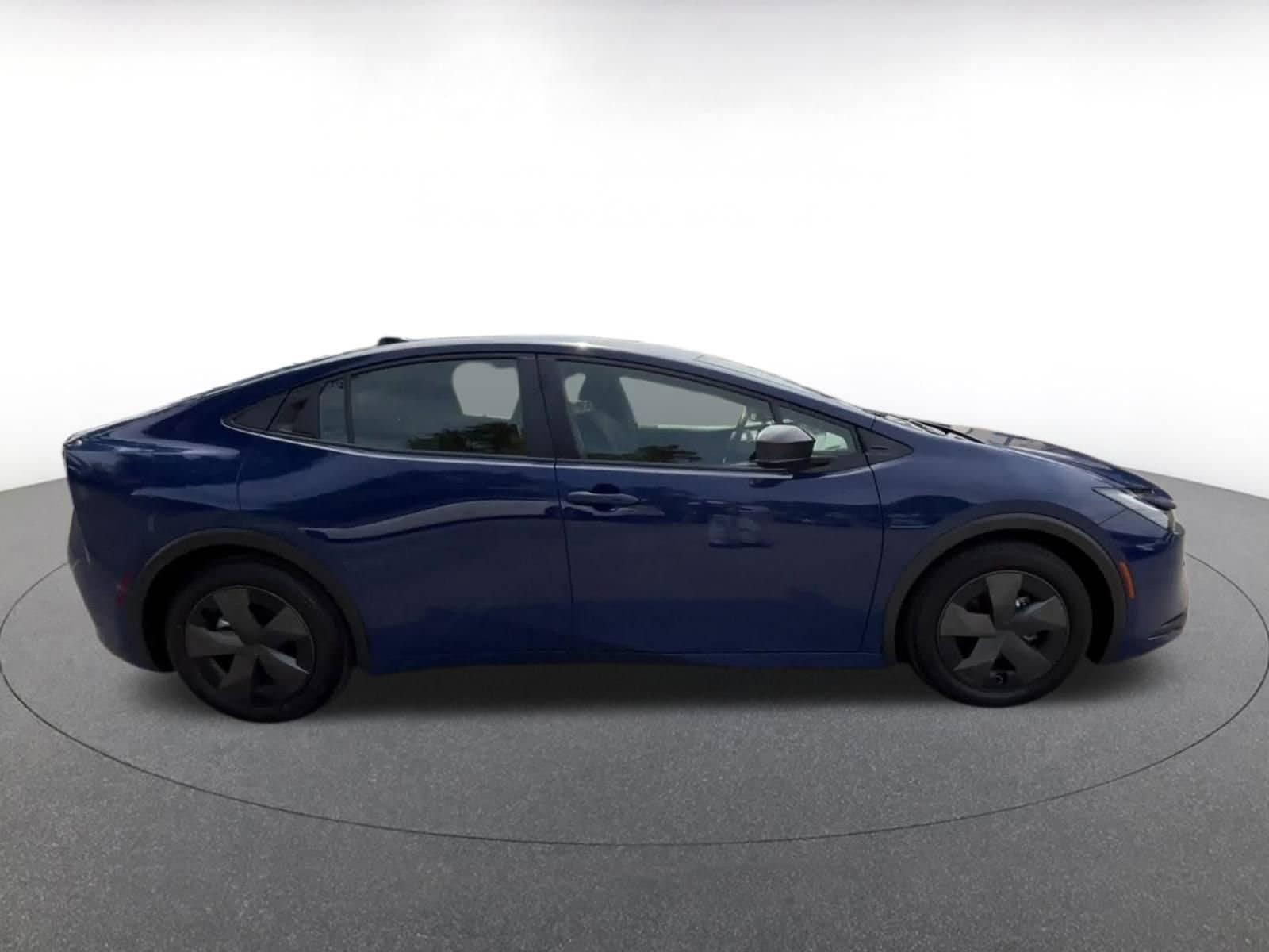 Thumbnail: 2025 Toyota Prius - 16