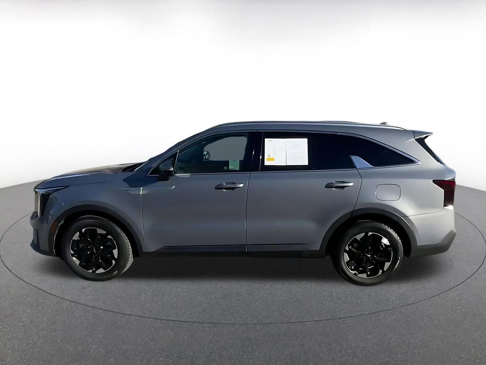 Thumbnail: 2024 Kia Sorento - 9
