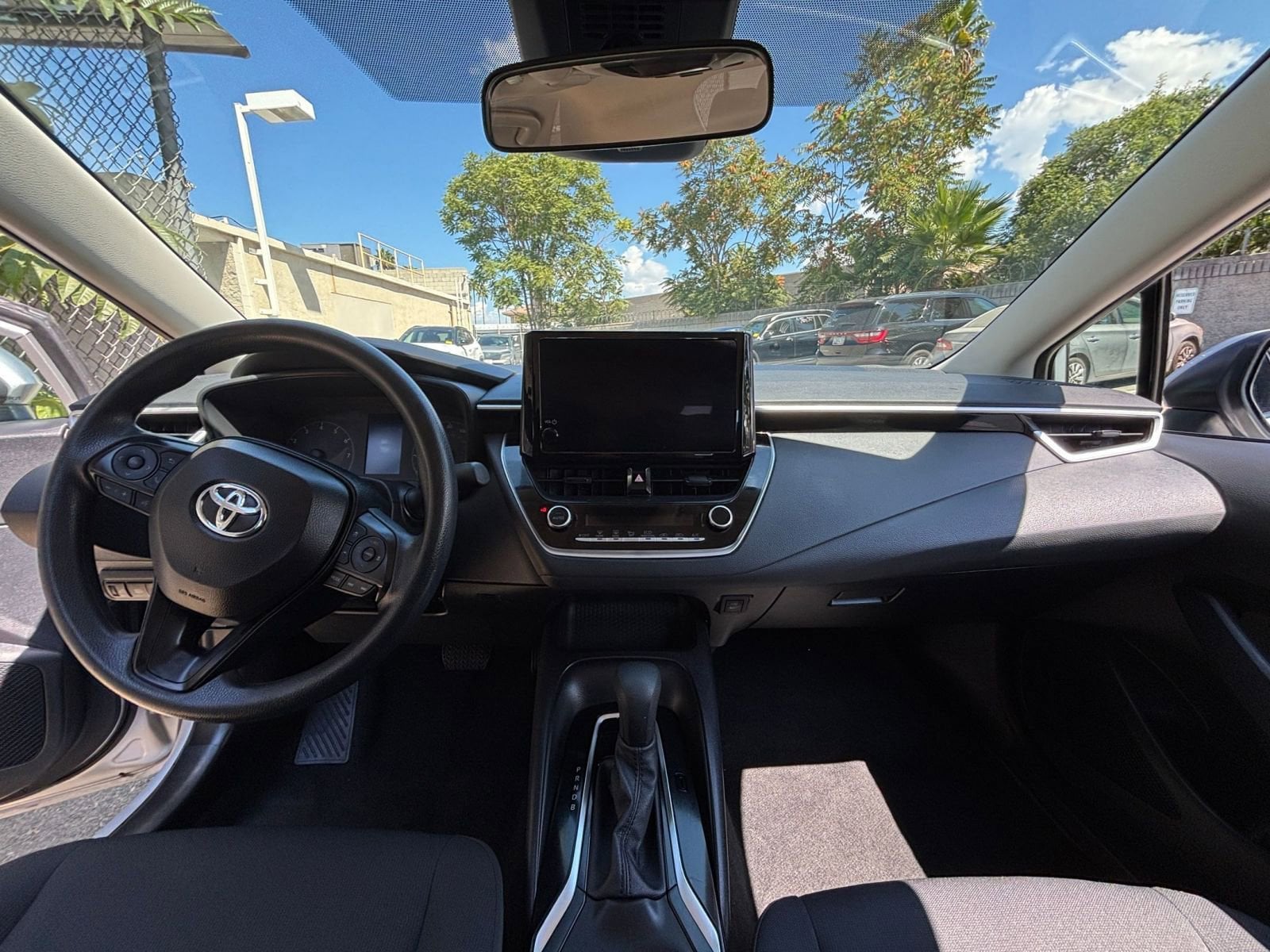 Thumbnail: 2025 Toyota Corolla - 33