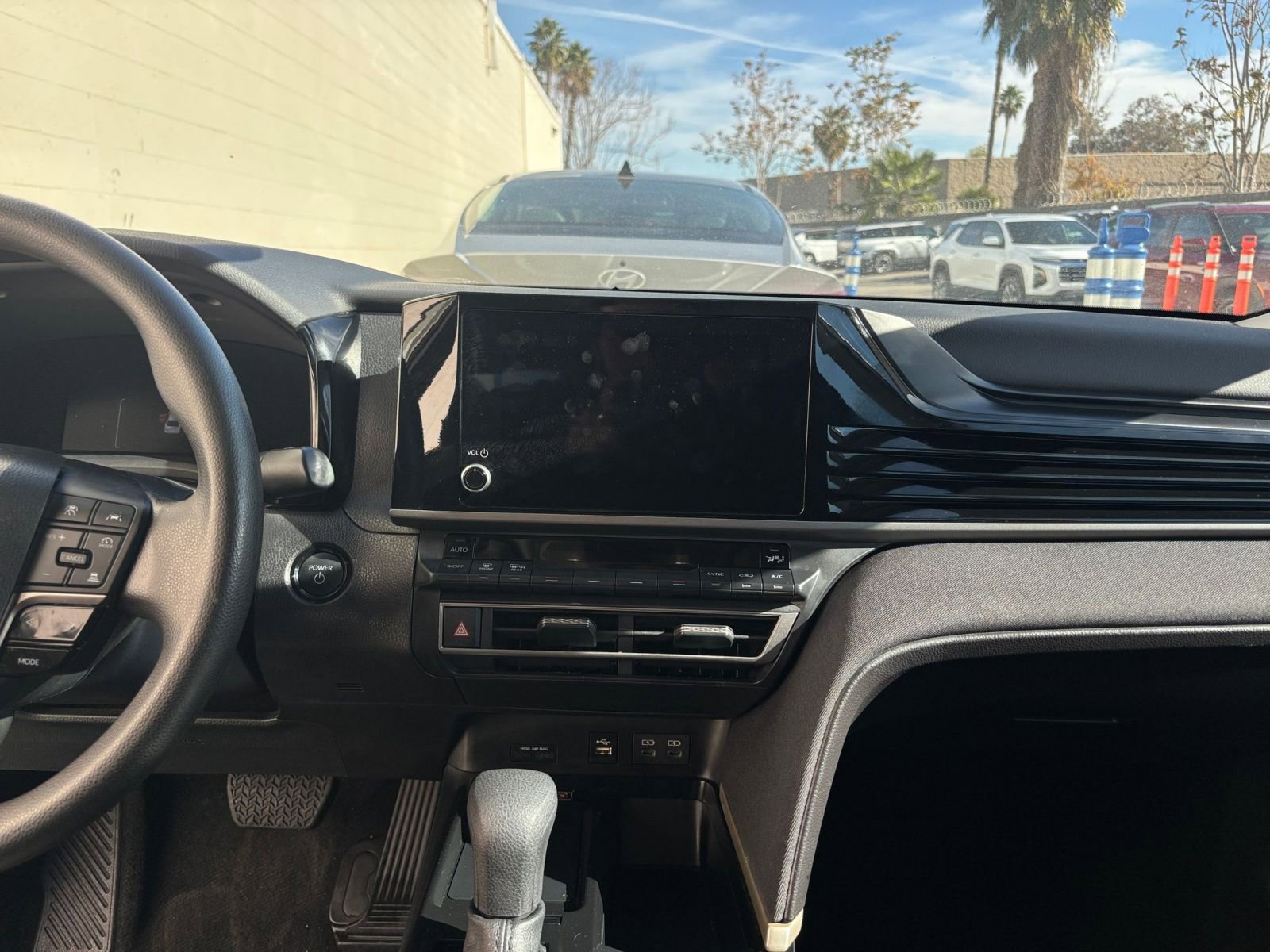 Thumbnail: 2025 Toyota Camry - 18