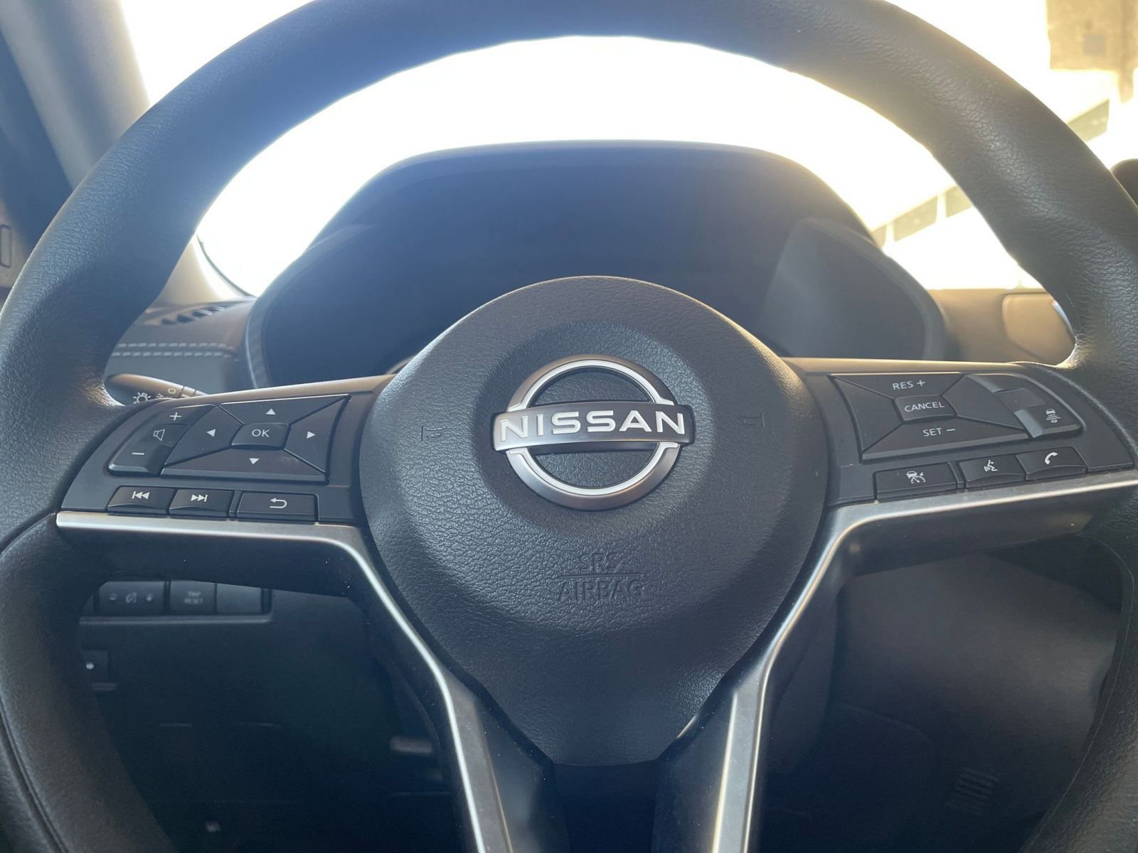 Thumbnail: 2025 Nissan Sentra - 27