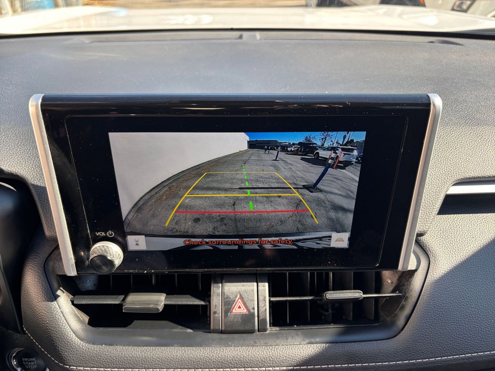 Thumbnail: 2025 Toyota RAV4 - 17