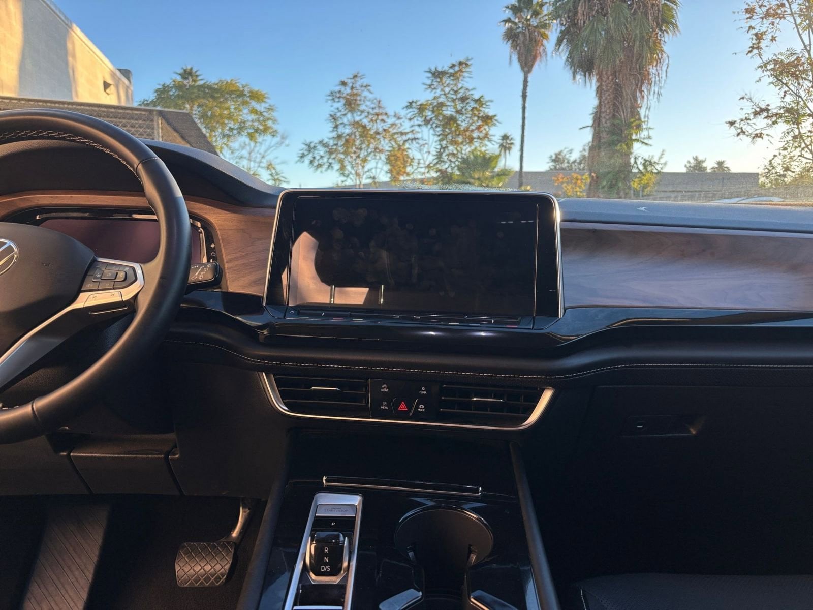 Thumbnail: 2025 Volkswagen Atlas - 18