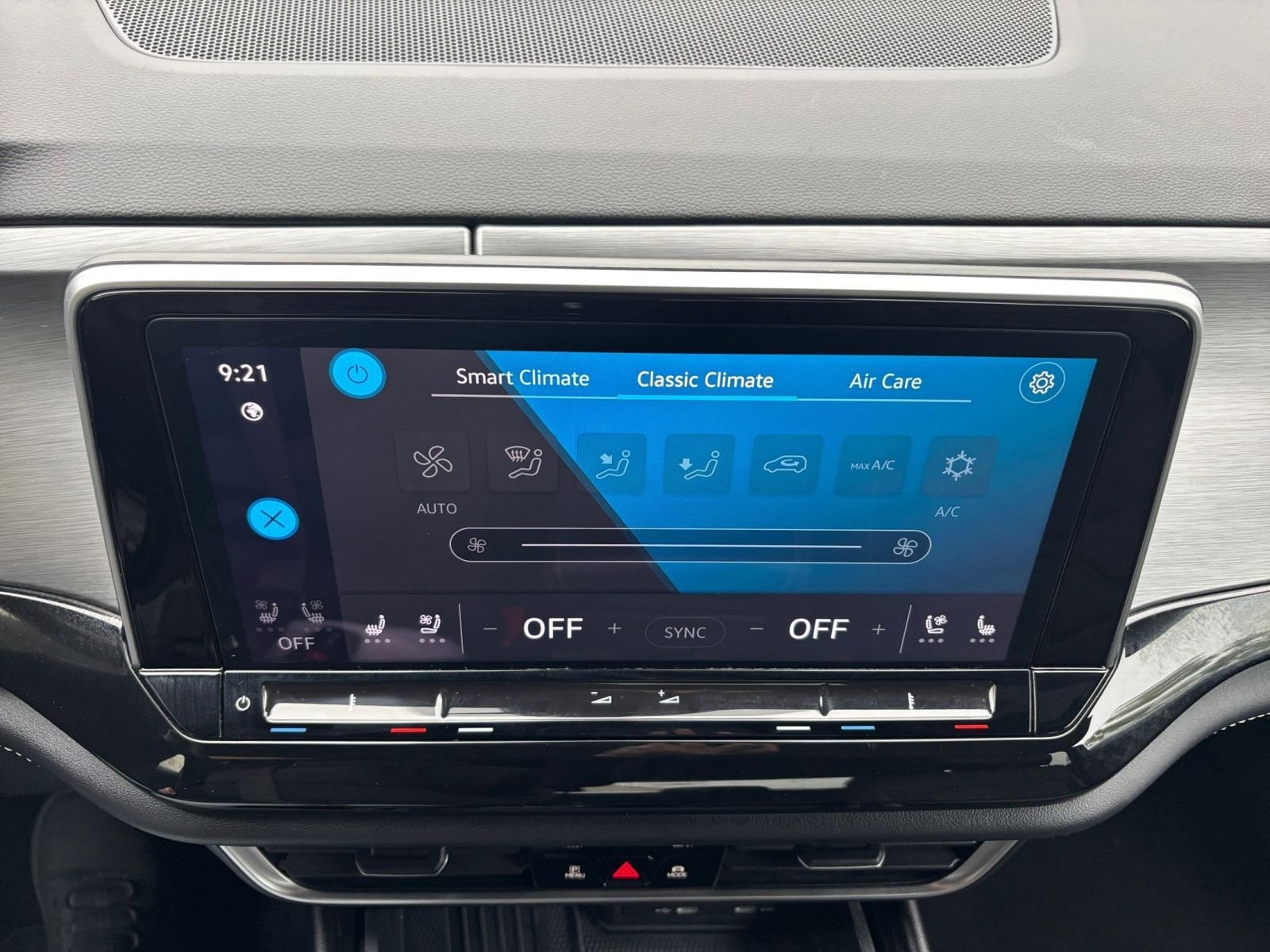 Thumbnail: 2025 Volkswagen Atlas - 21