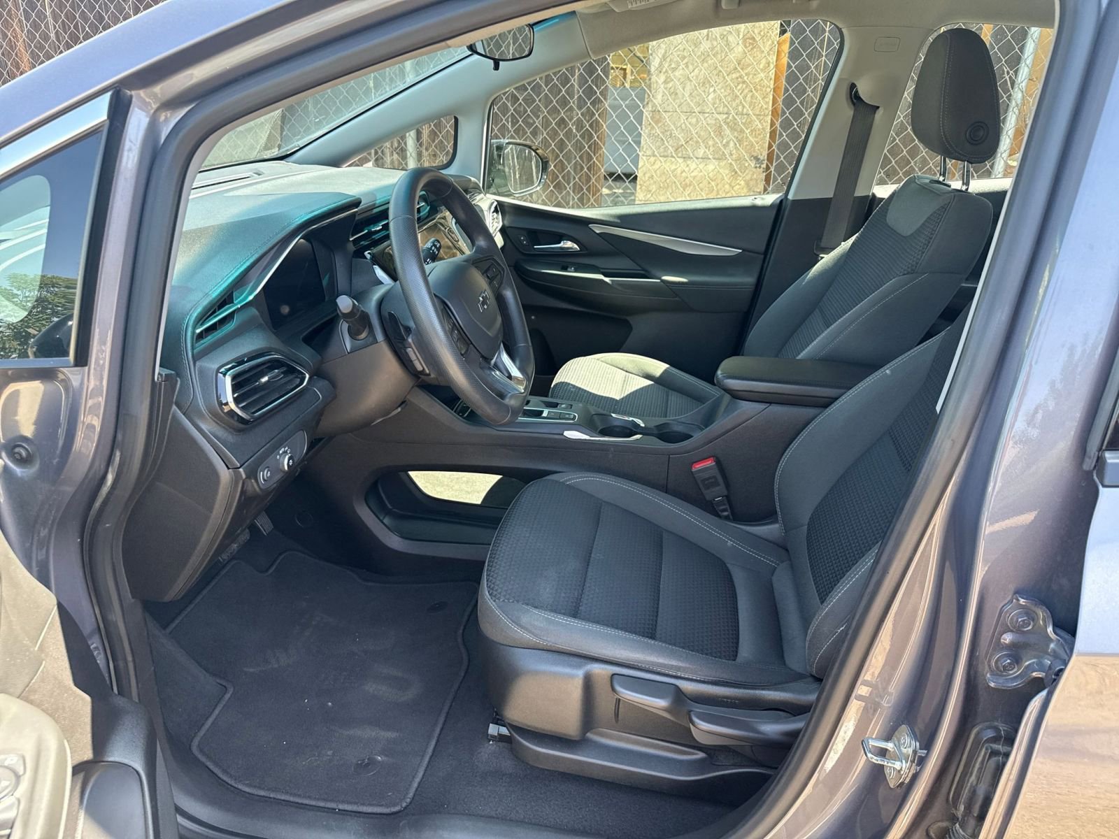 Thumbnail: 2023 Chevrolet Bolt EV - 10