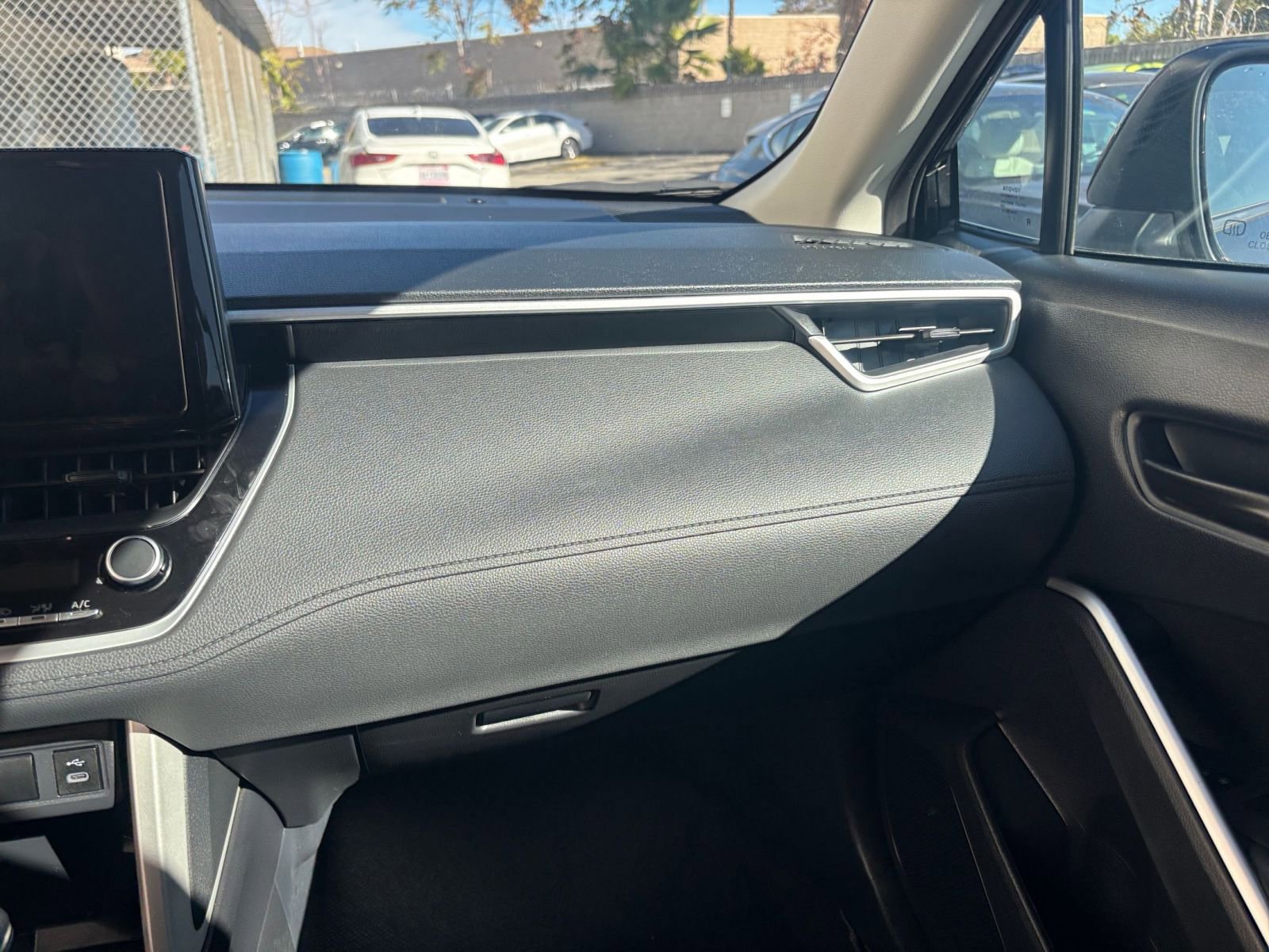 Thumbnail: 2025 Toyota Corolla Cross - 35