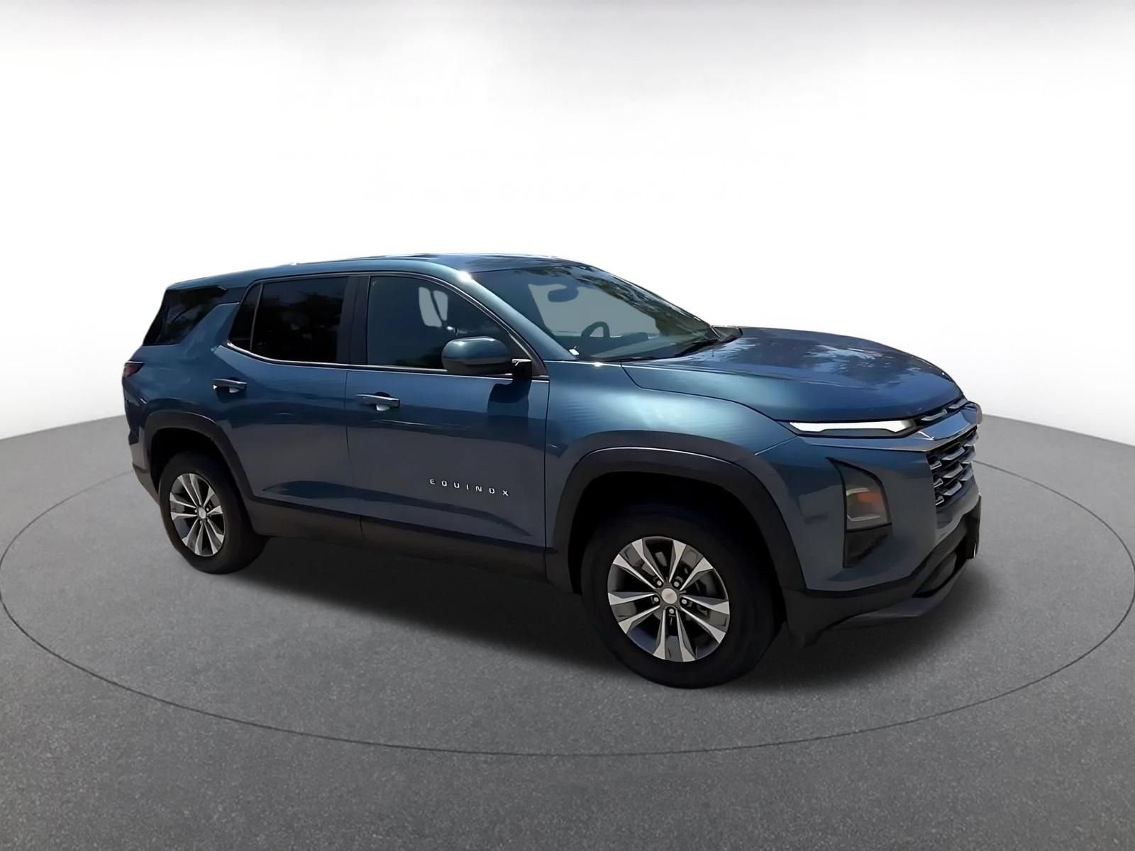 Thumbnail: 2025 Chevrolet Equinox - 2
