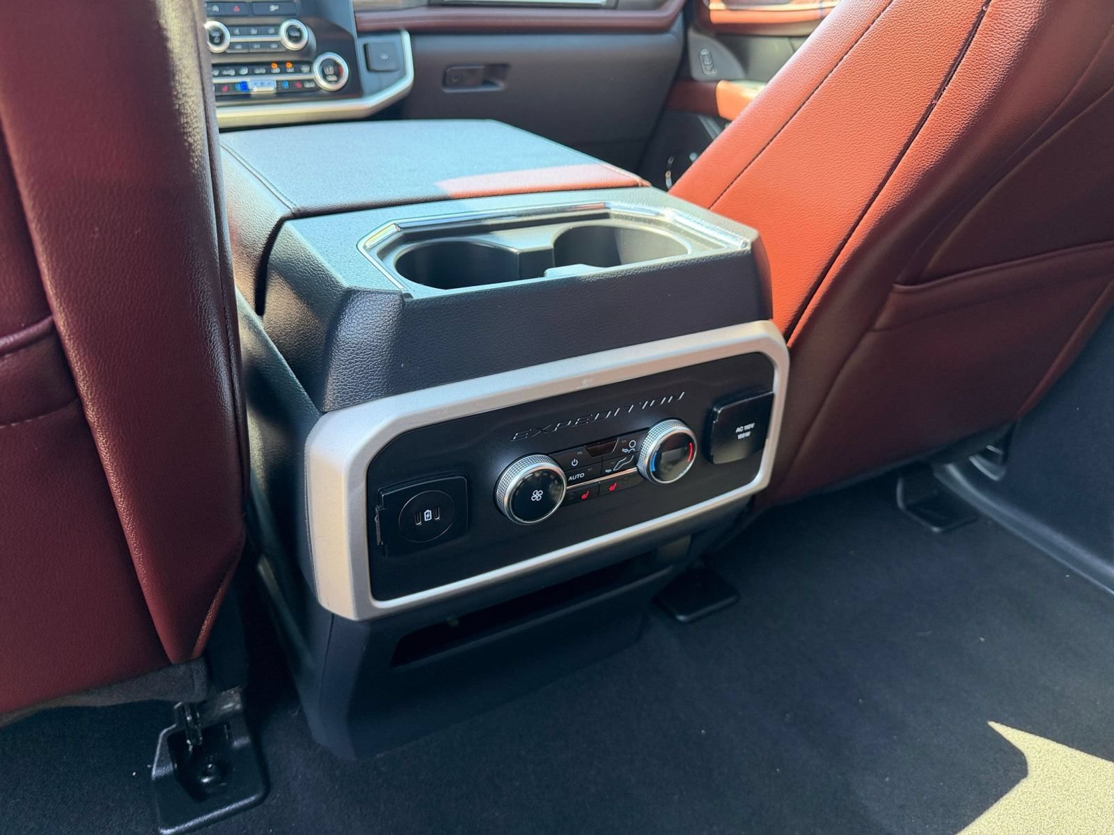 Thumbnail: 2024 Ford Expedition MAX - 25