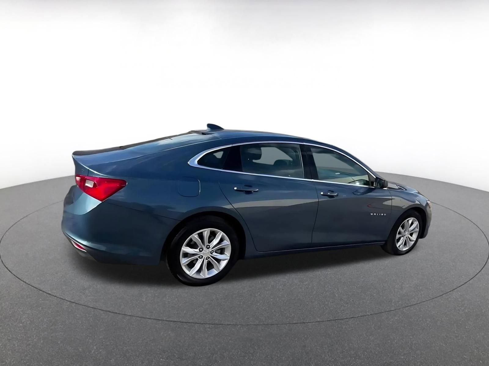 Thumbnail: 2024 Chevrolet Malibu - 15