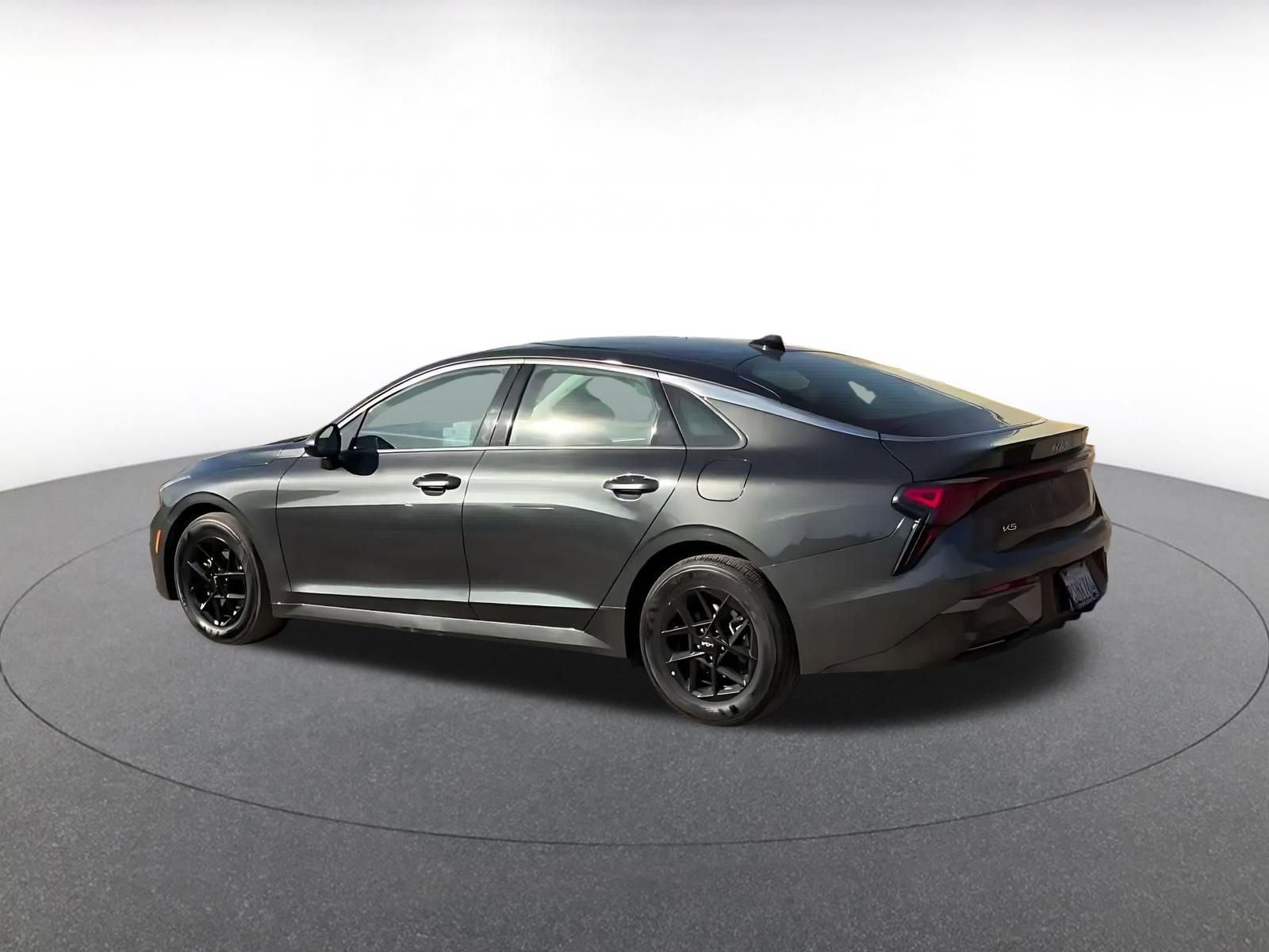 Thumbnail: 2025 Kia K5 - 10