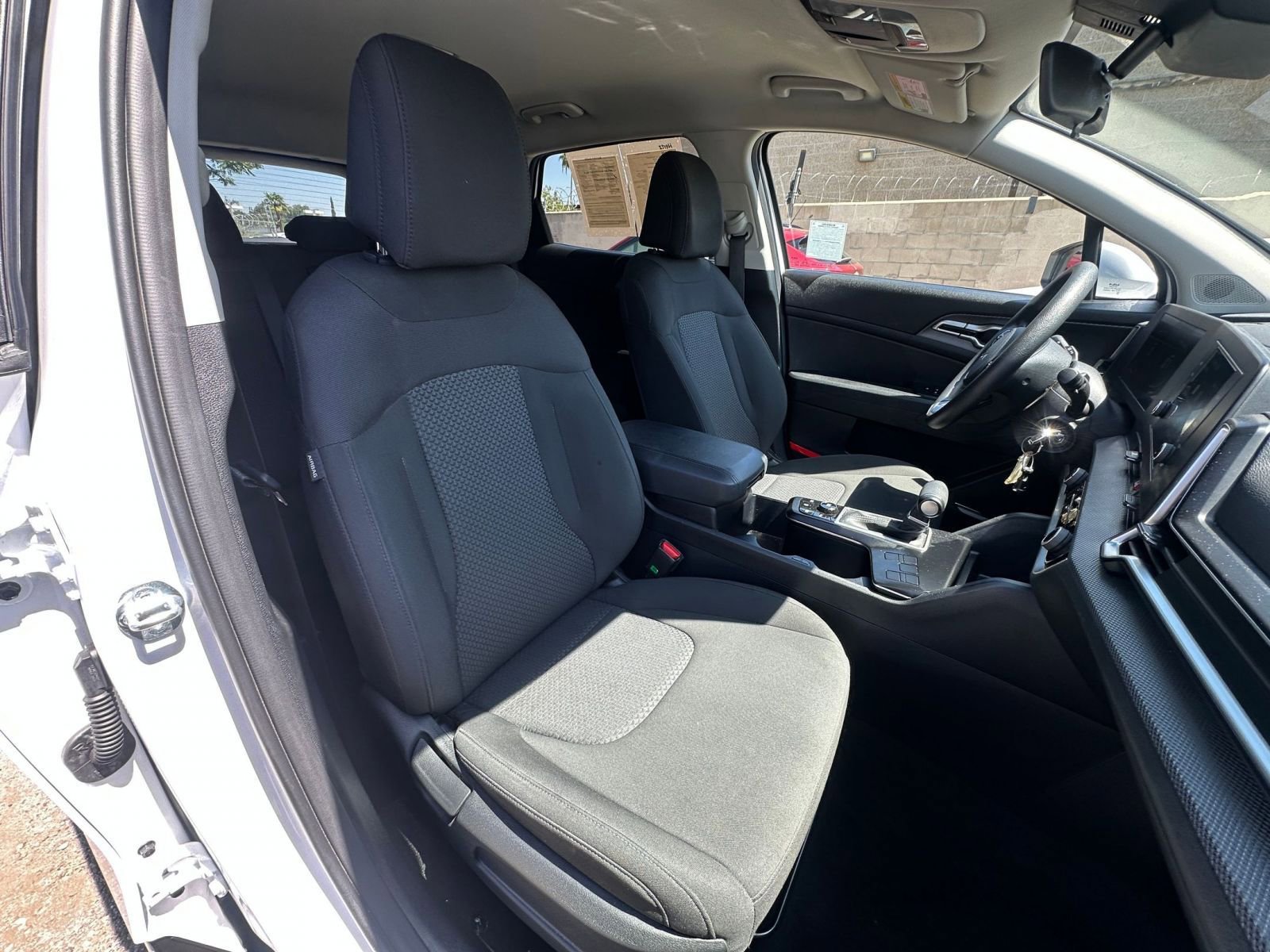 Thumbnail: 2025 Kia Sportage - 35