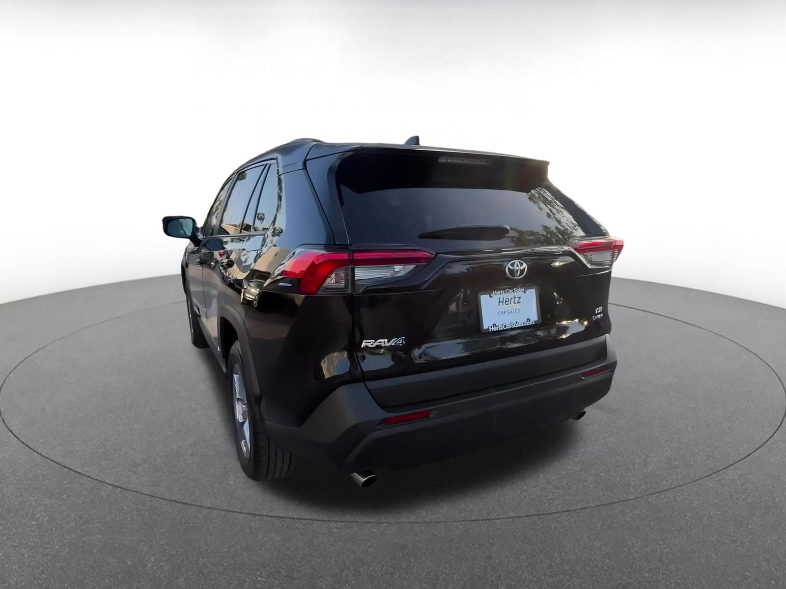 Thumbnail: 2025 Toyota RAV4 - 11