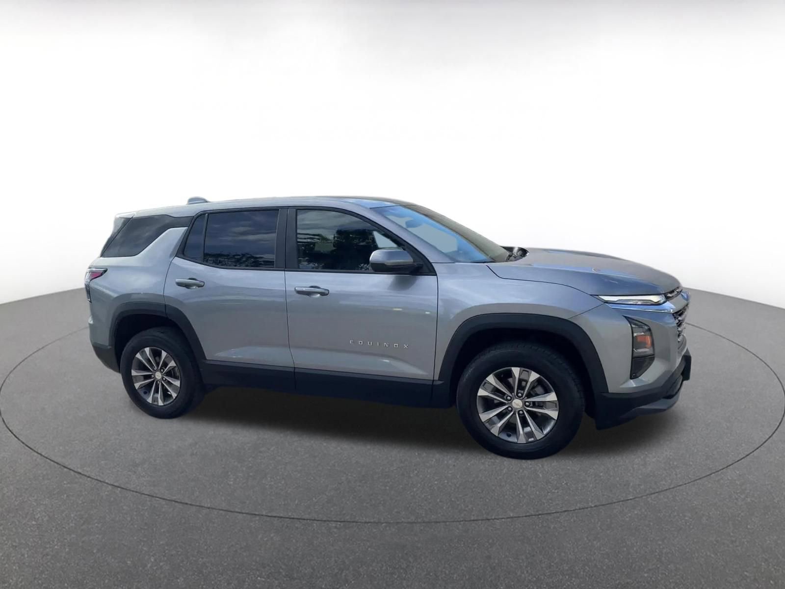 Thumbnail: 2025 Chevrolet Equinox - 2