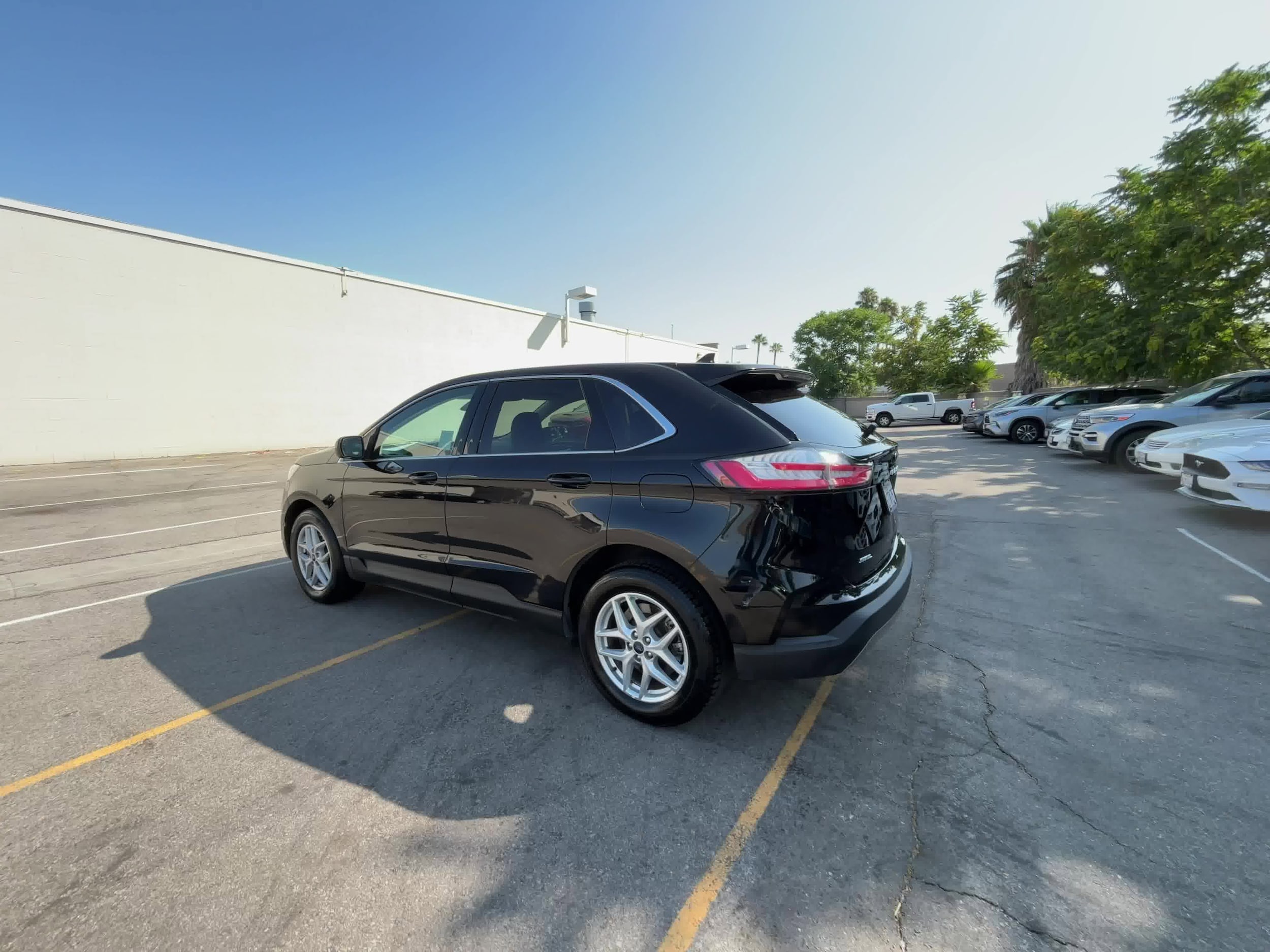 2022 Ford Edge SEL 10