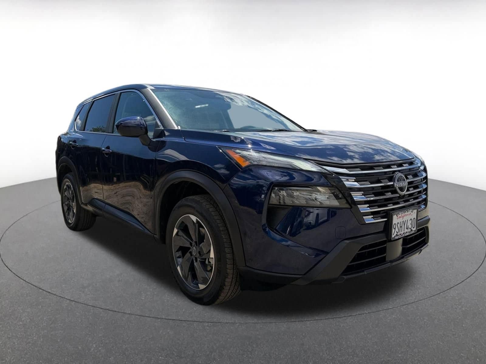 Thumbnail: 2025 Nissan Rogue - 1