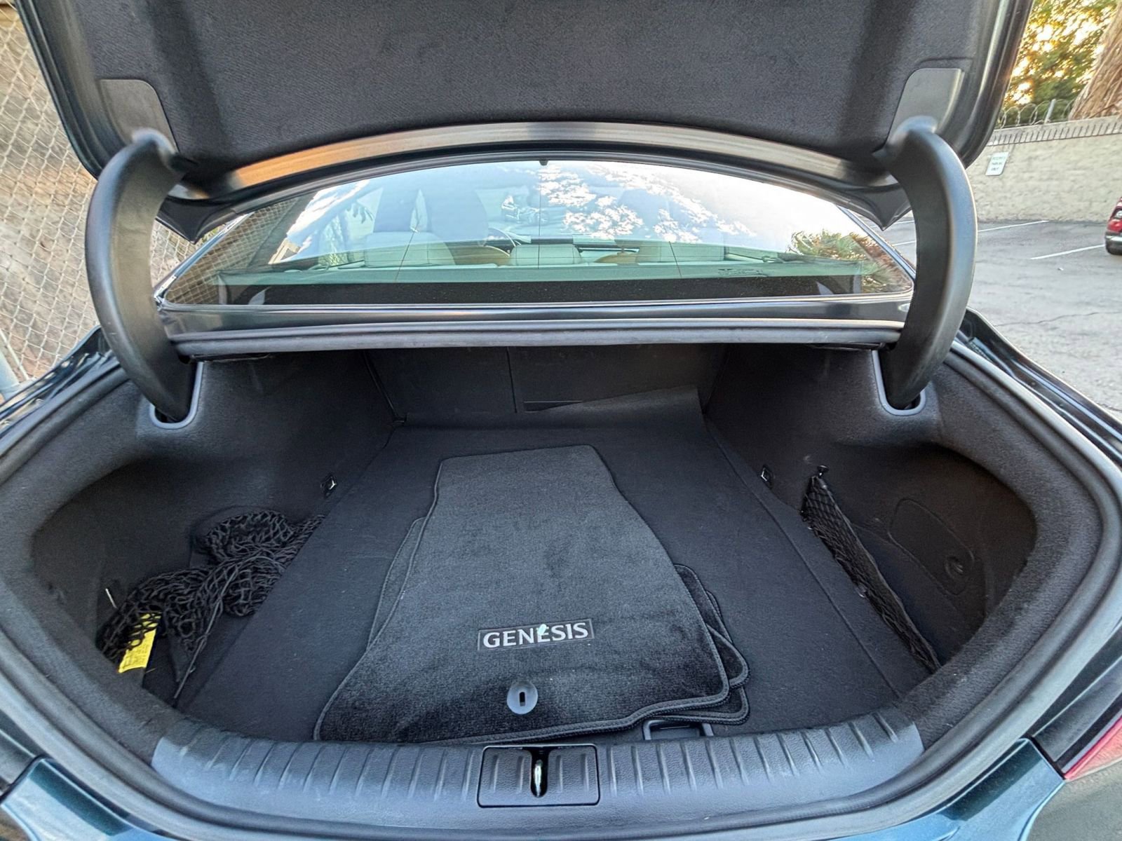 Thumbnail: 2025 Genesis G70 - 31