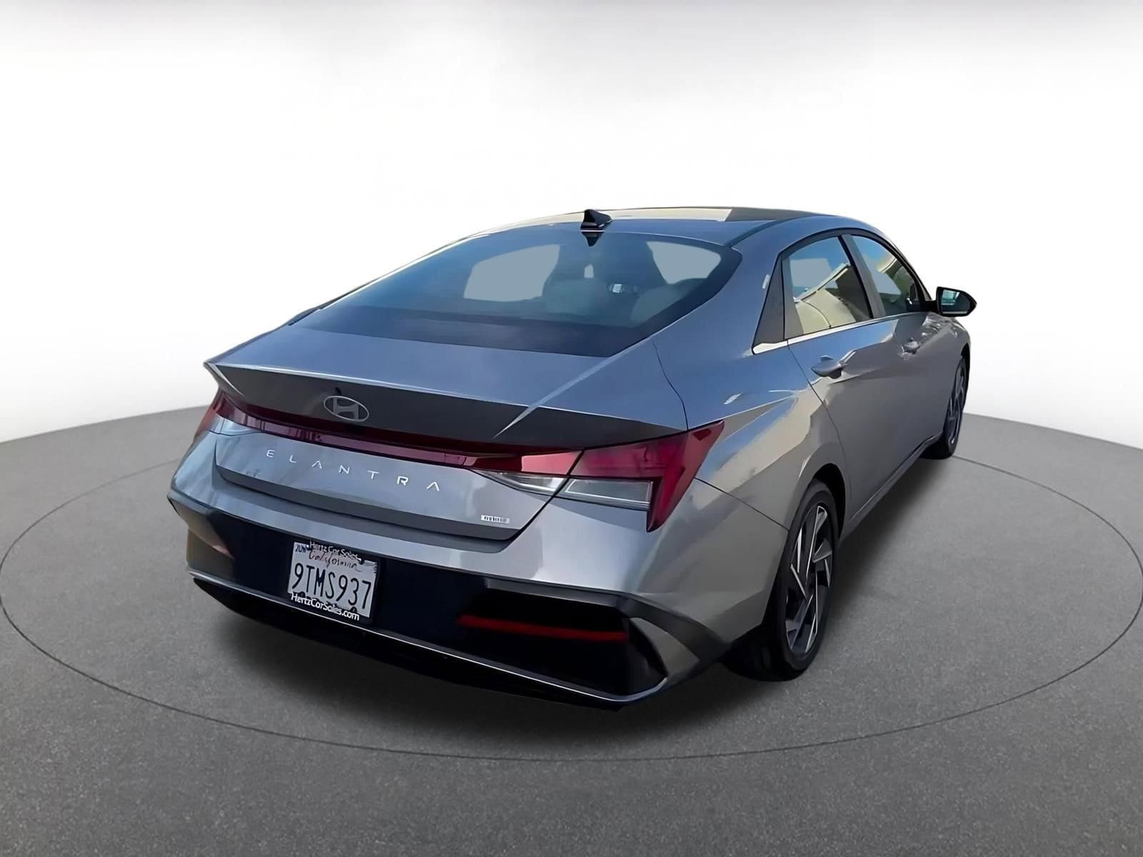 Thumbnail: 2025 Hyundai Elantra - 14