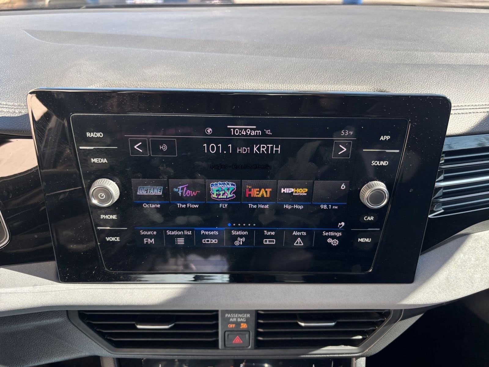 Thumbnail: 2025 Volkswagen Jetta - 21