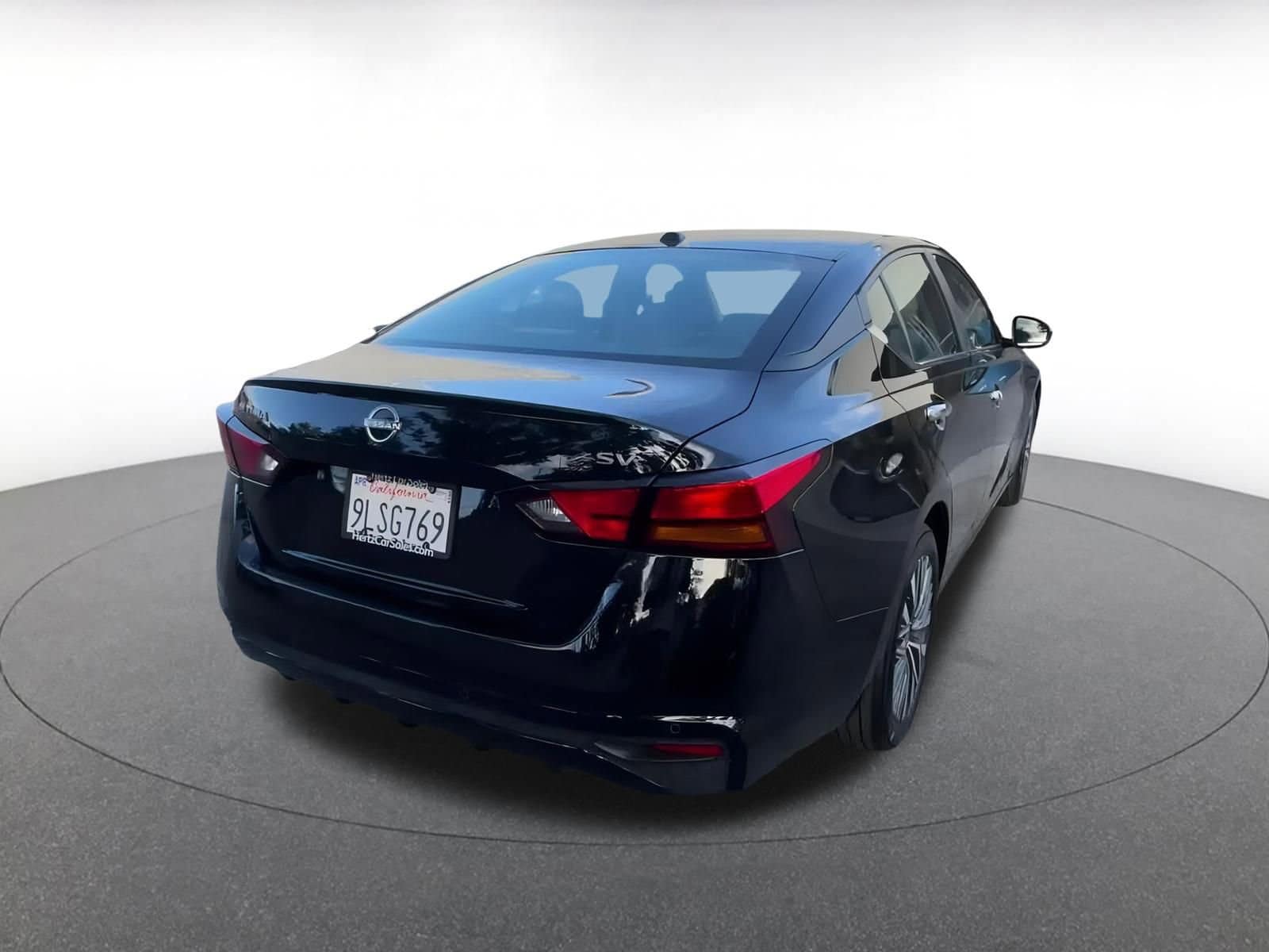 Thumbnail: 2024 Nissan Altima - 7