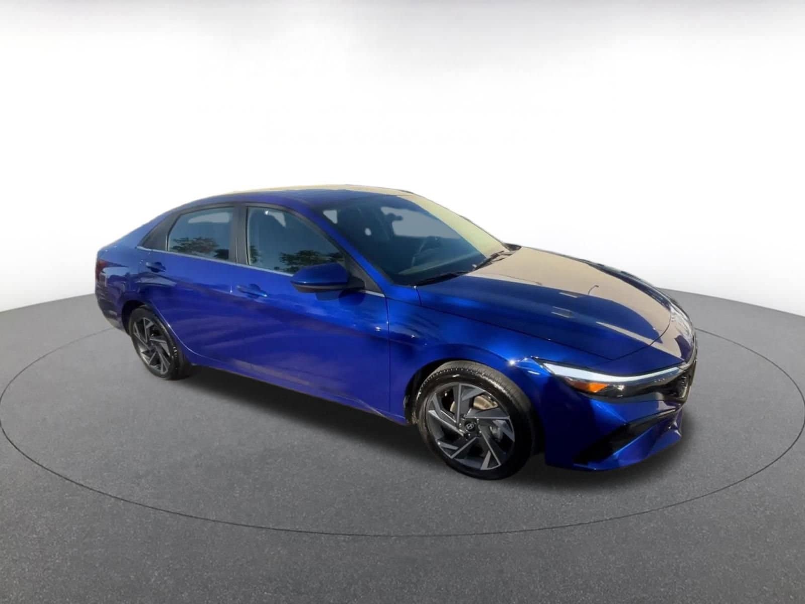 Thumbnail: 2025 Hyundai Elantra - 2