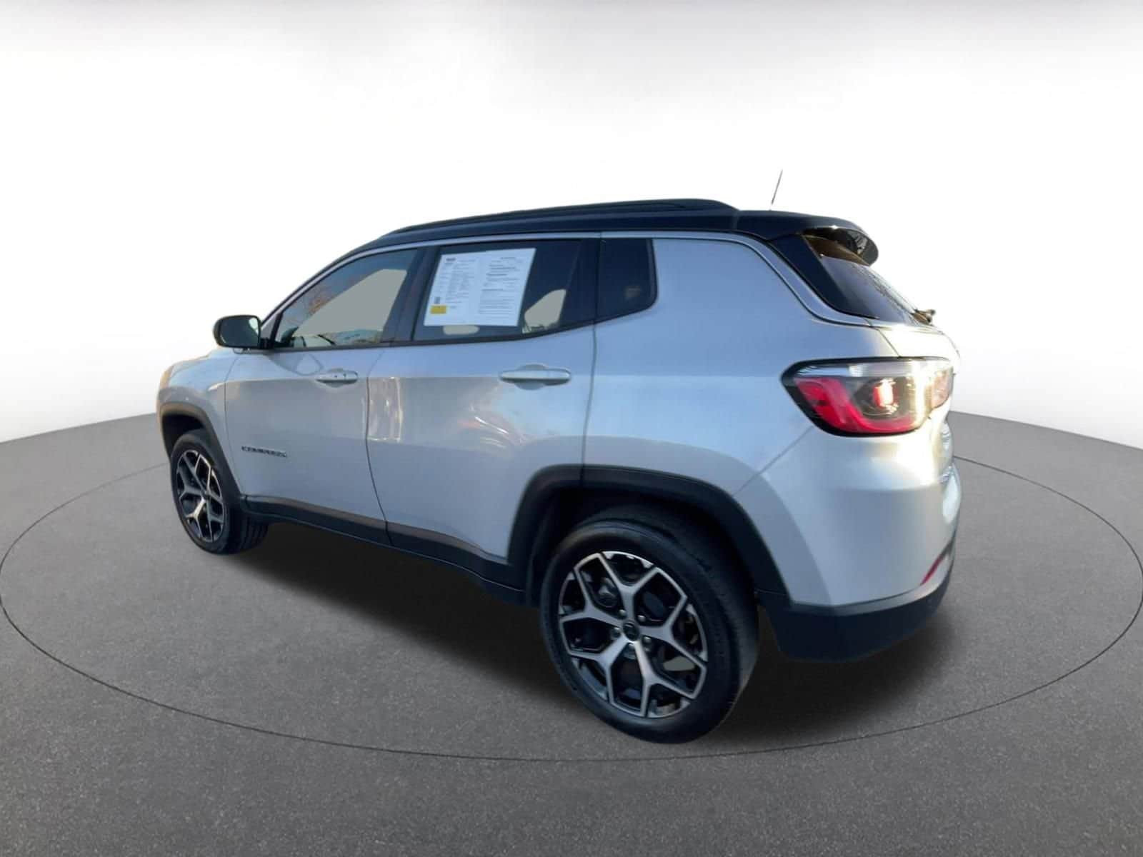 Thumbnail: 2025 Jeep Compass - 10