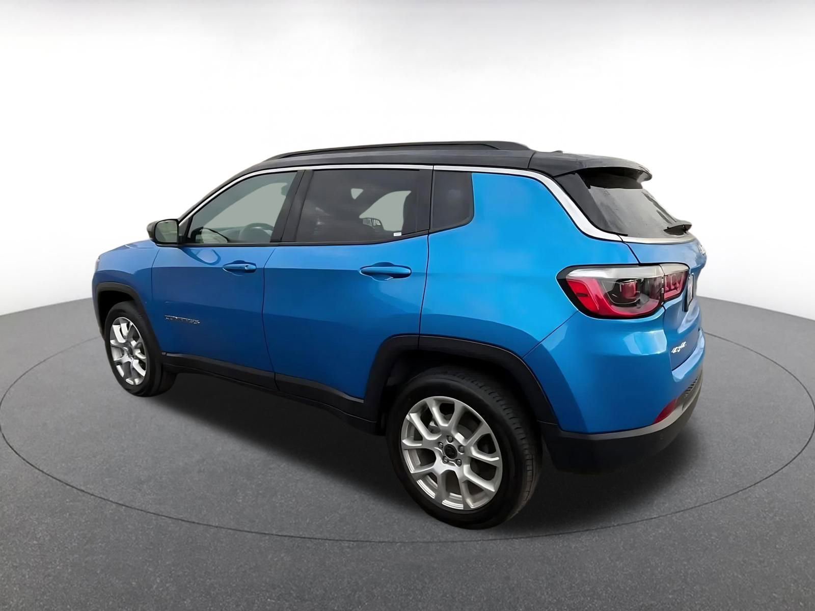 Thumbnail: 2025 Jeep Compass - 10