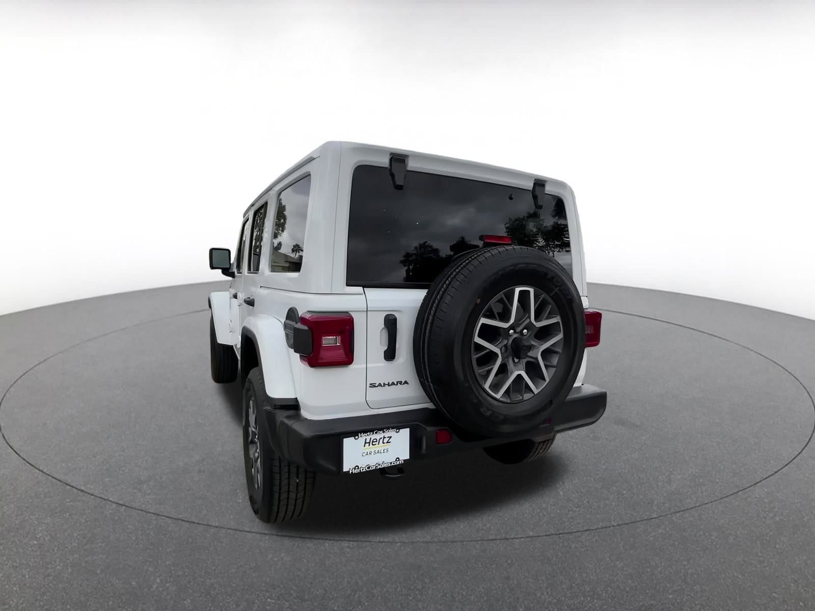 Thumbnail: 2025 Jeep Wrangler - 11