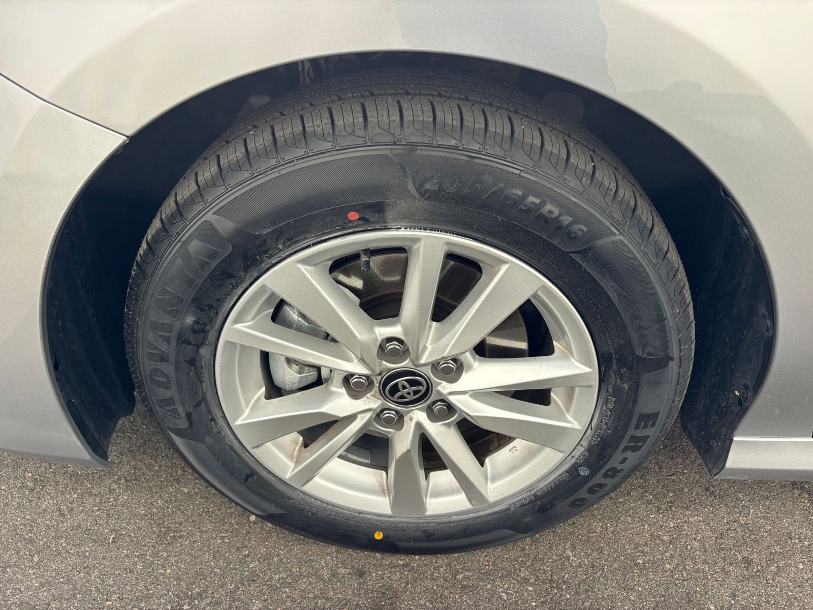 Thumbnail: 2025 Toyota Camry - 30