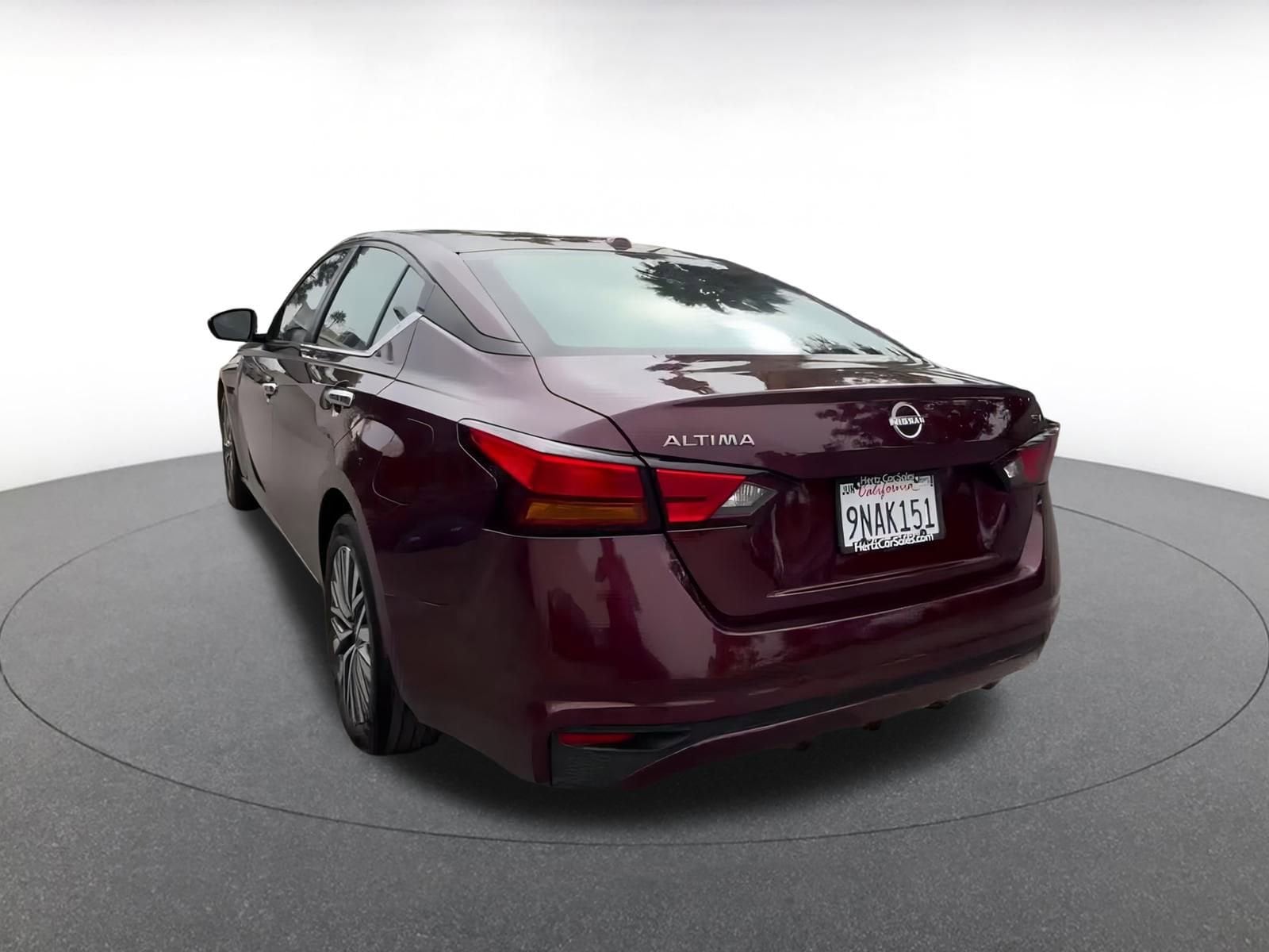 Thumbnail: 2024 Nissan Altima - 11