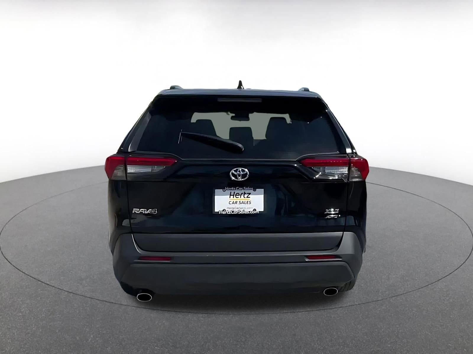 Thumbnail: 2025 Toyota RAV4 - 12