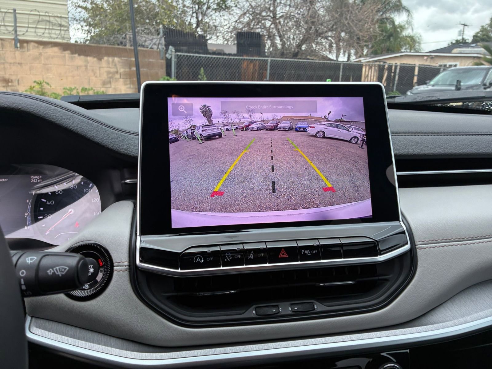 Thumbnail: 2025 Jeep Compass - 23