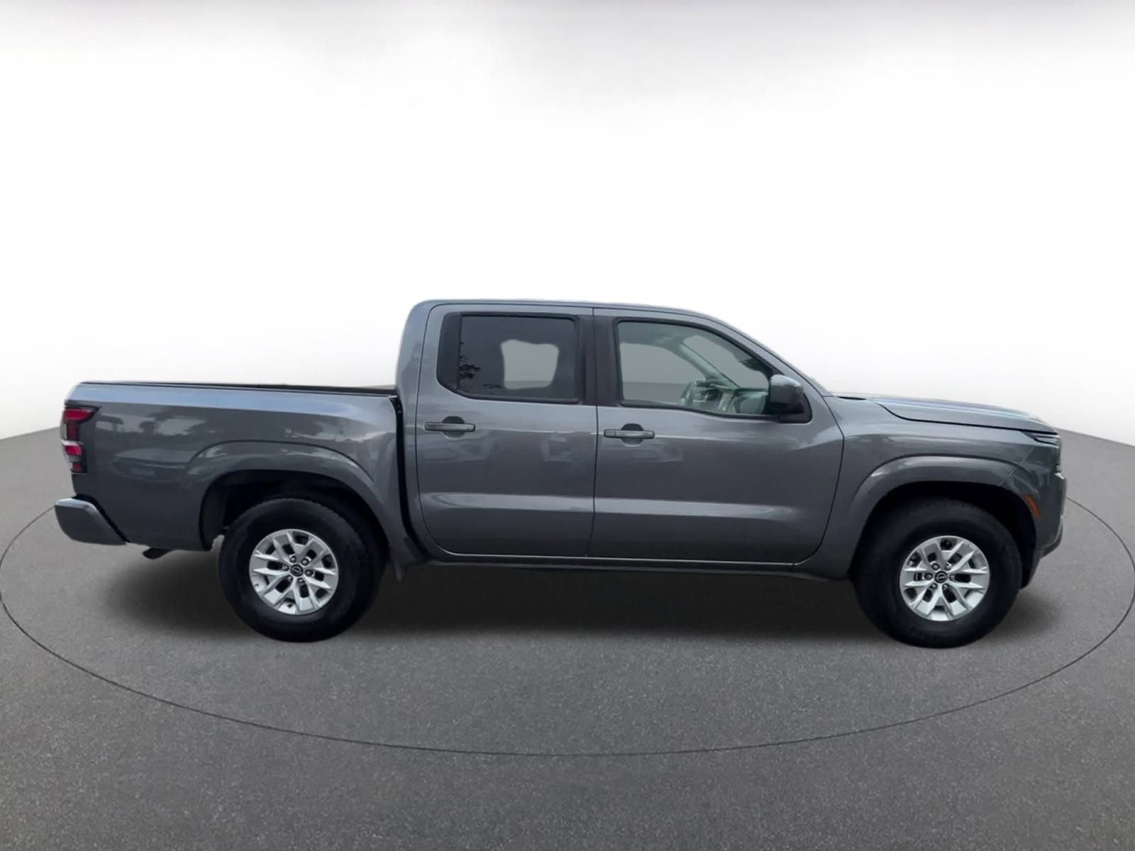 Thumbnail: 2024 Nissan Frontier - 16